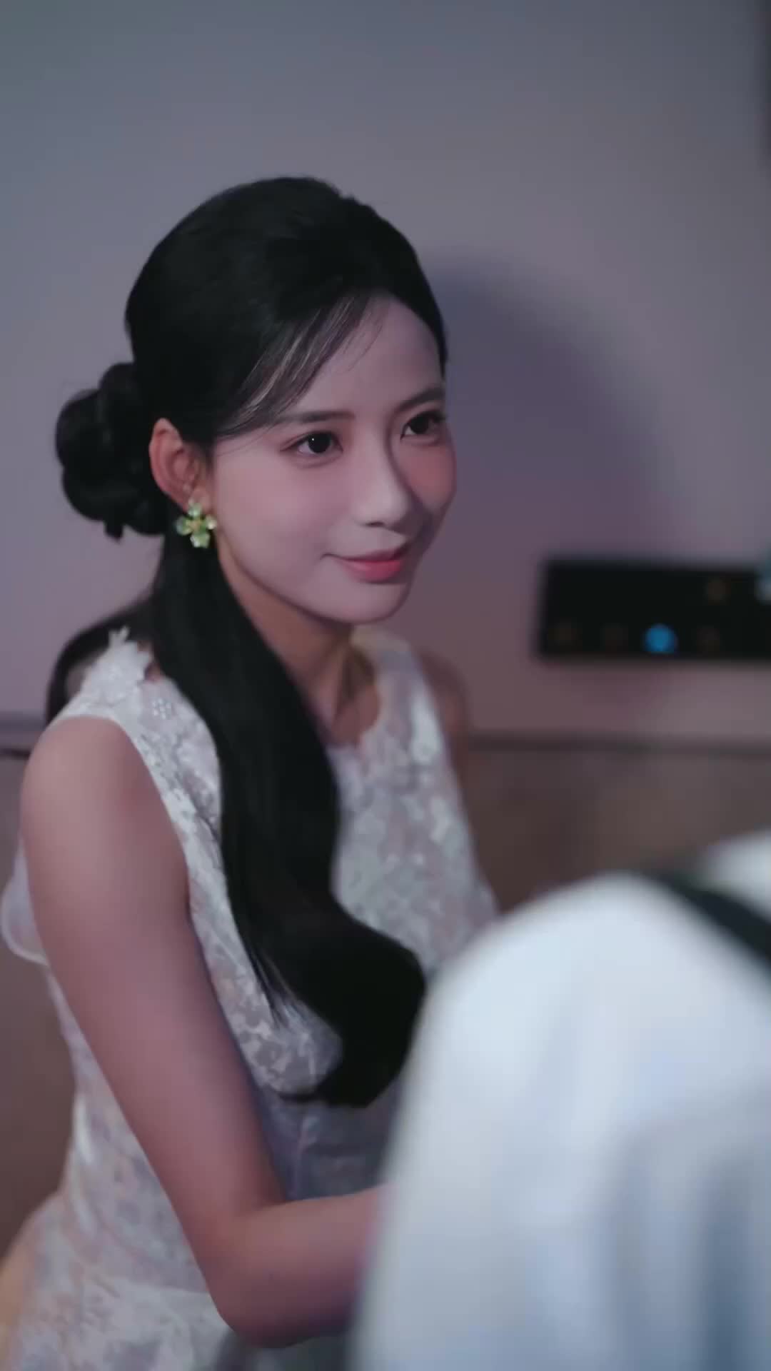 Pernikahan Kilat, Cinta Perlahan Merambat - Episode 1 - Episode 1