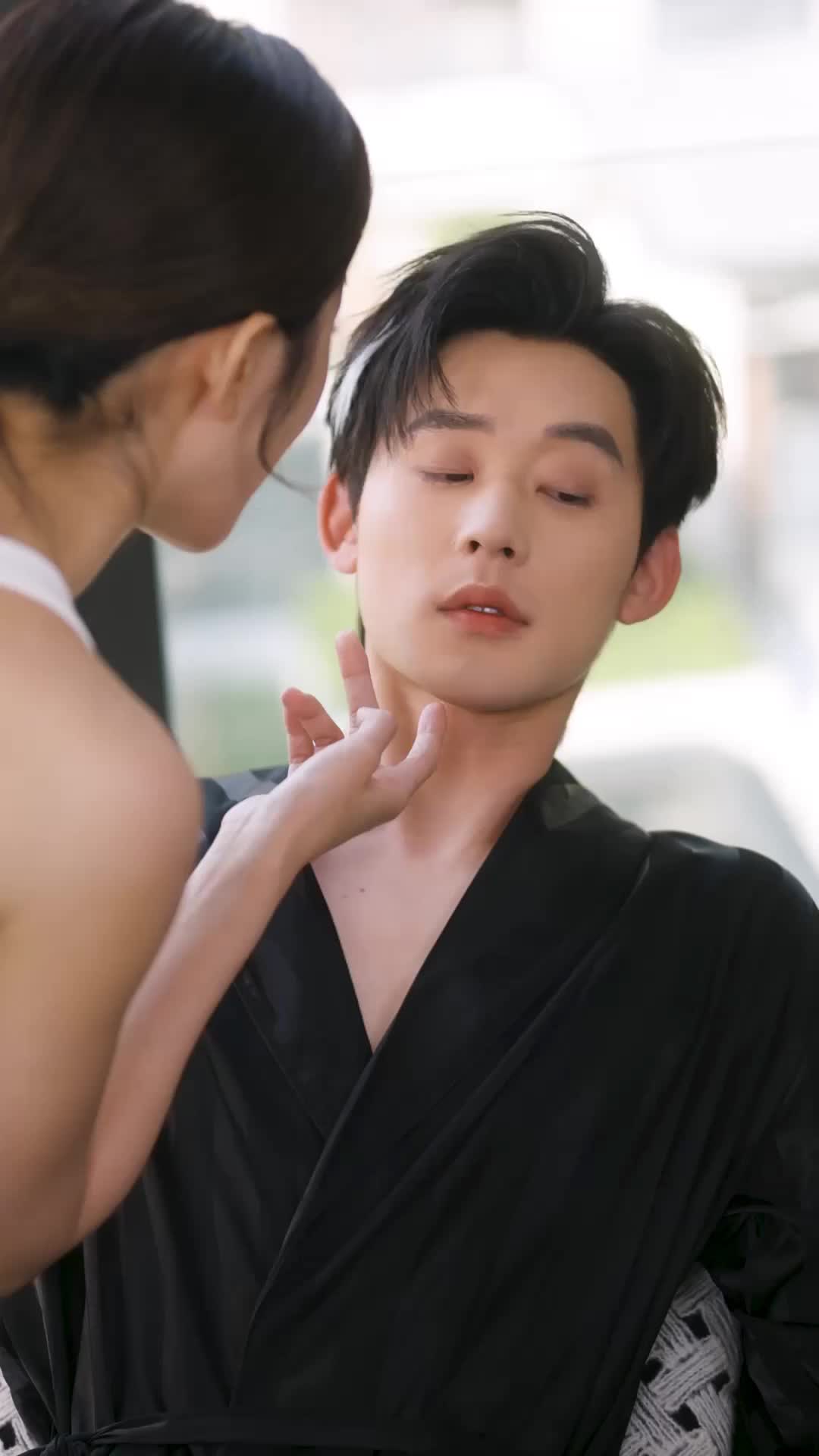 The Playboy Who Only Vows to Her Episode 6