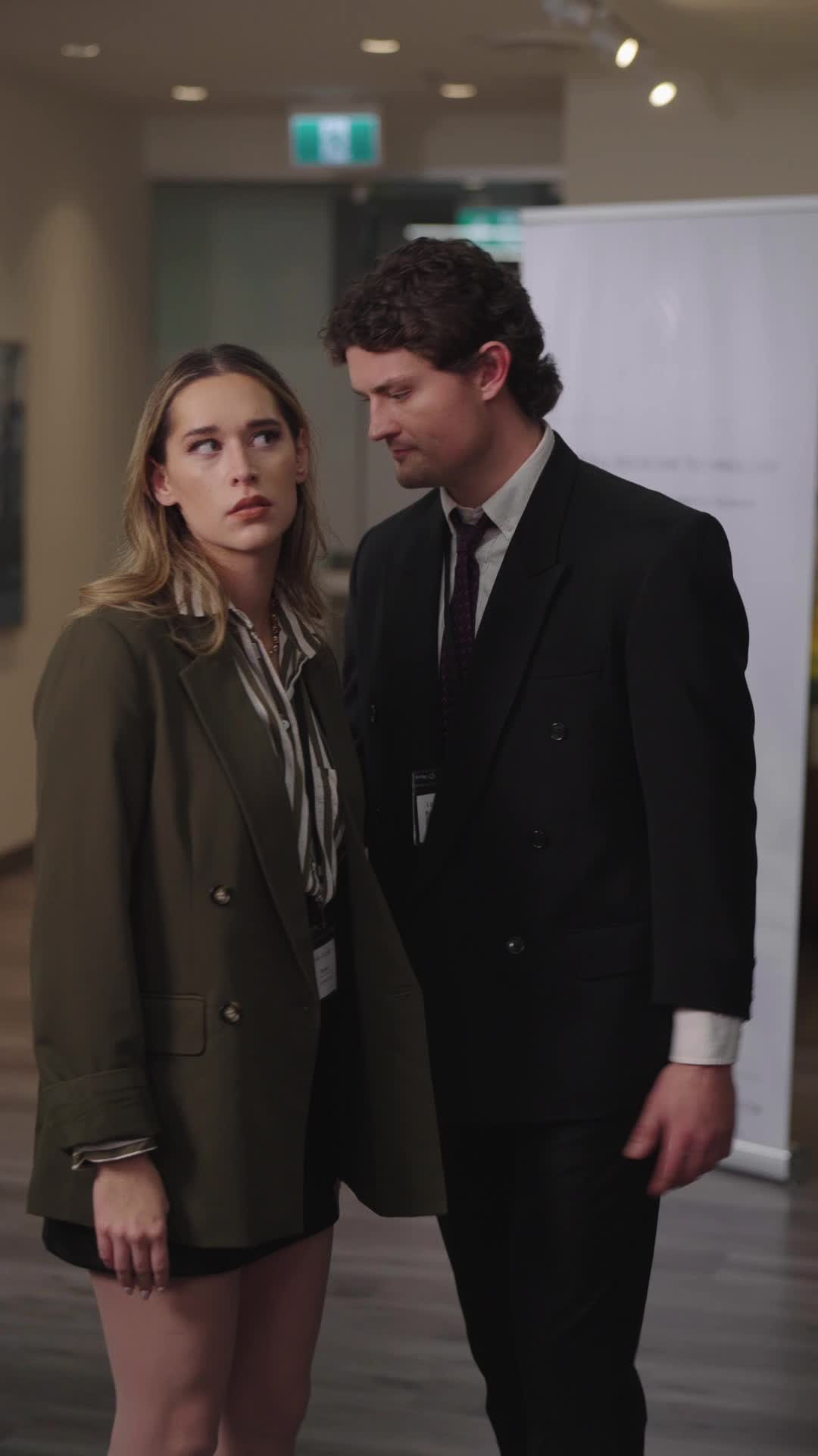 After Divorce, Three Aces Beg to Marry Me Episode 11