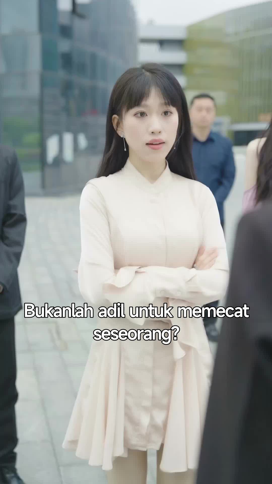 Saat Istri Sah Kembali Berkuasa Episode 11