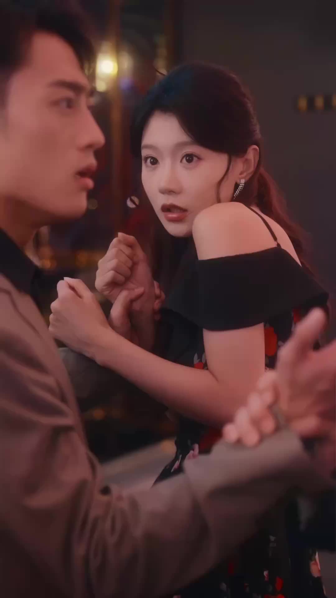 Pria Jahat VS Kelinci Polos - Episode 17 - Episode 17