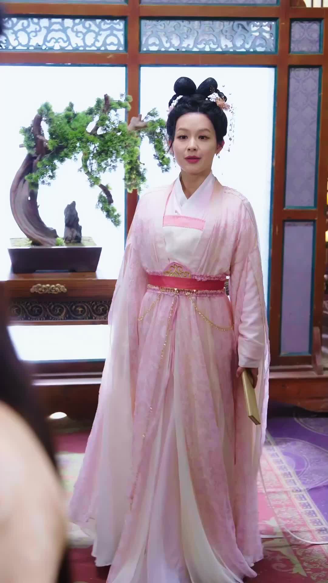 Silk and Blood: Her Shadowed Vengeance Episode 7