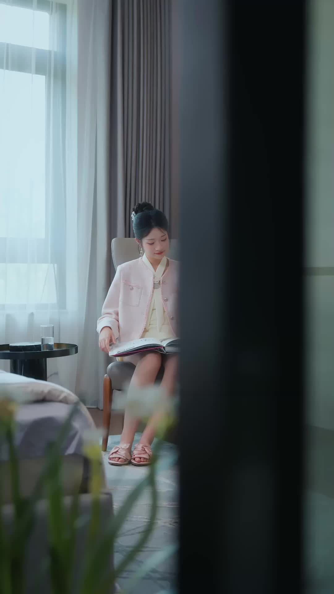 Cast Aside, Crowned Anew Episode 6