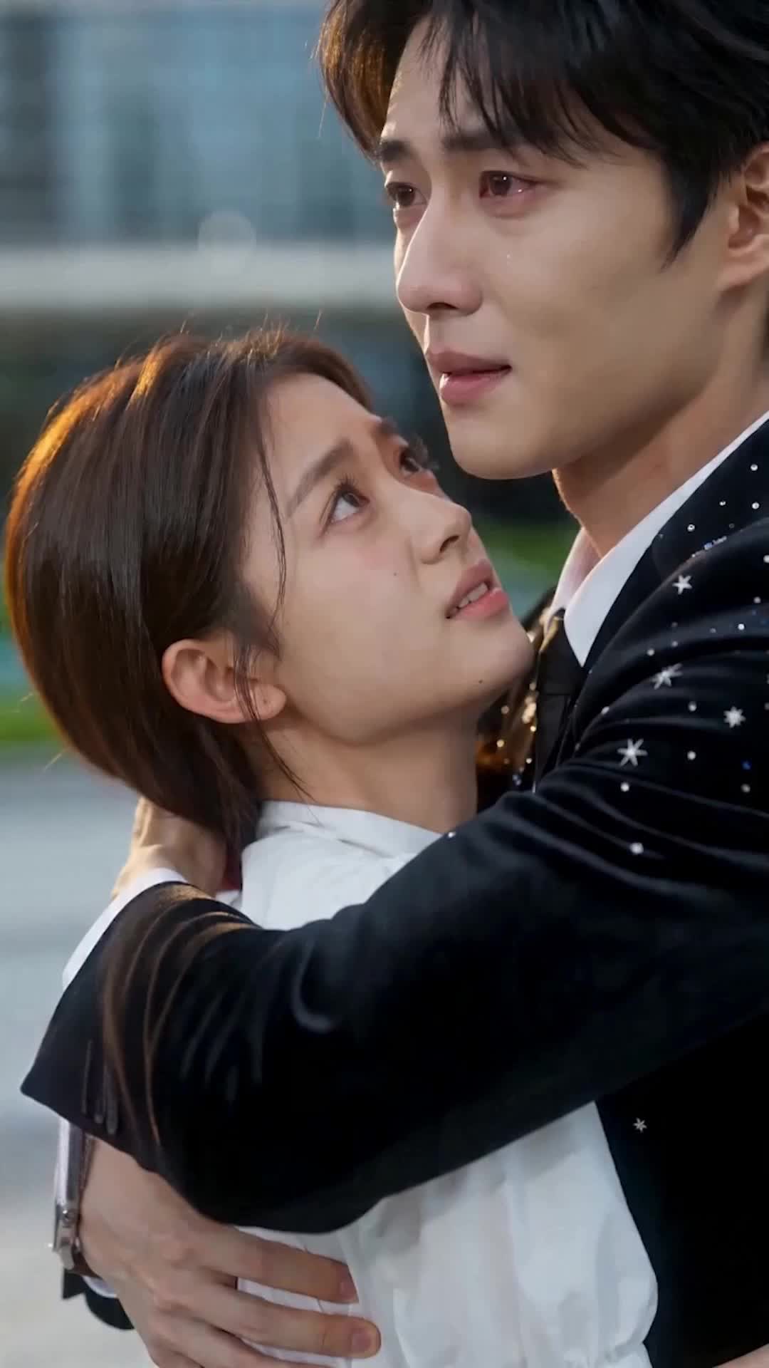 Turning His Curse into a Whisper of Love Episode 7