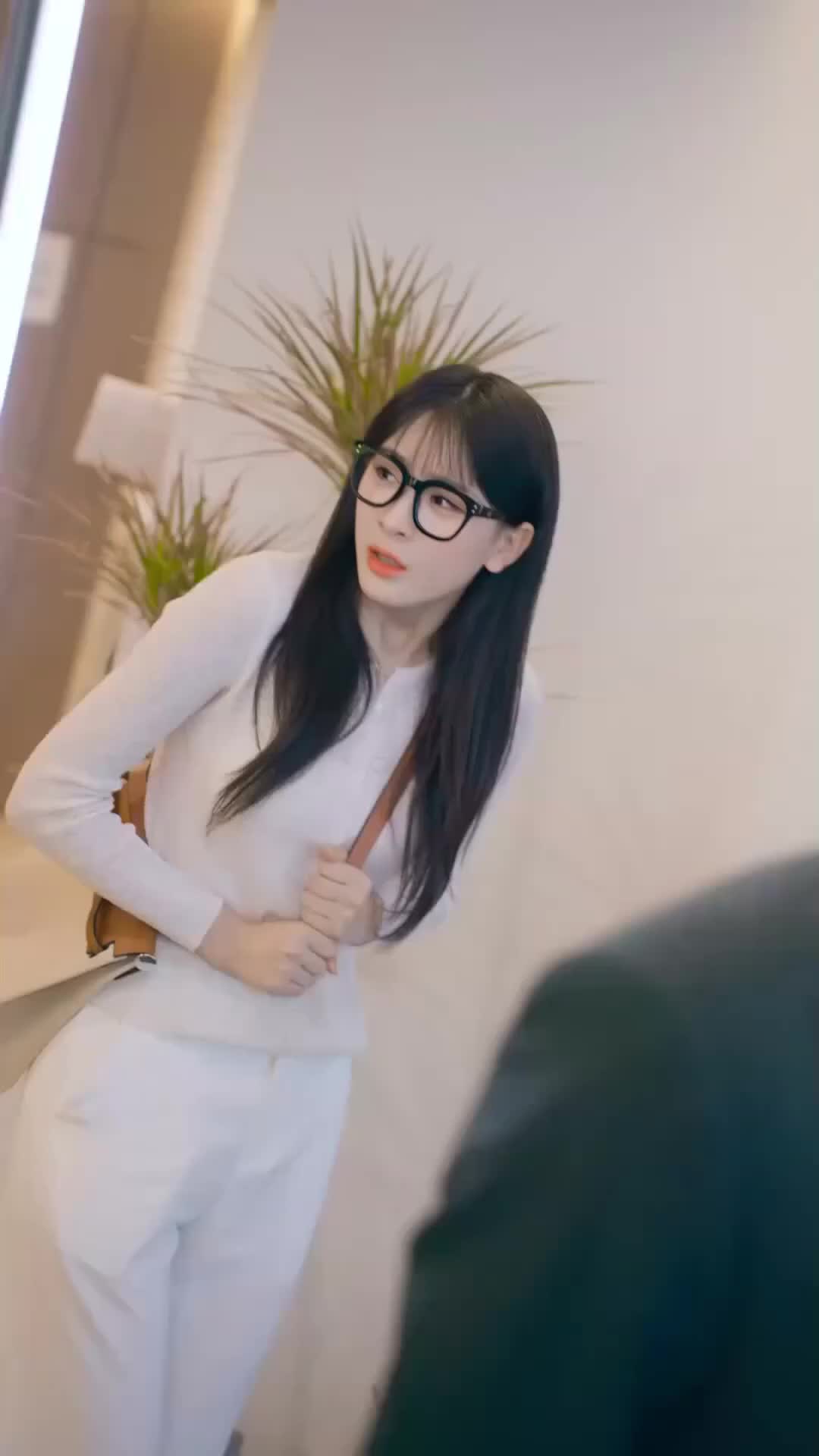 Love by Contract Episode 6