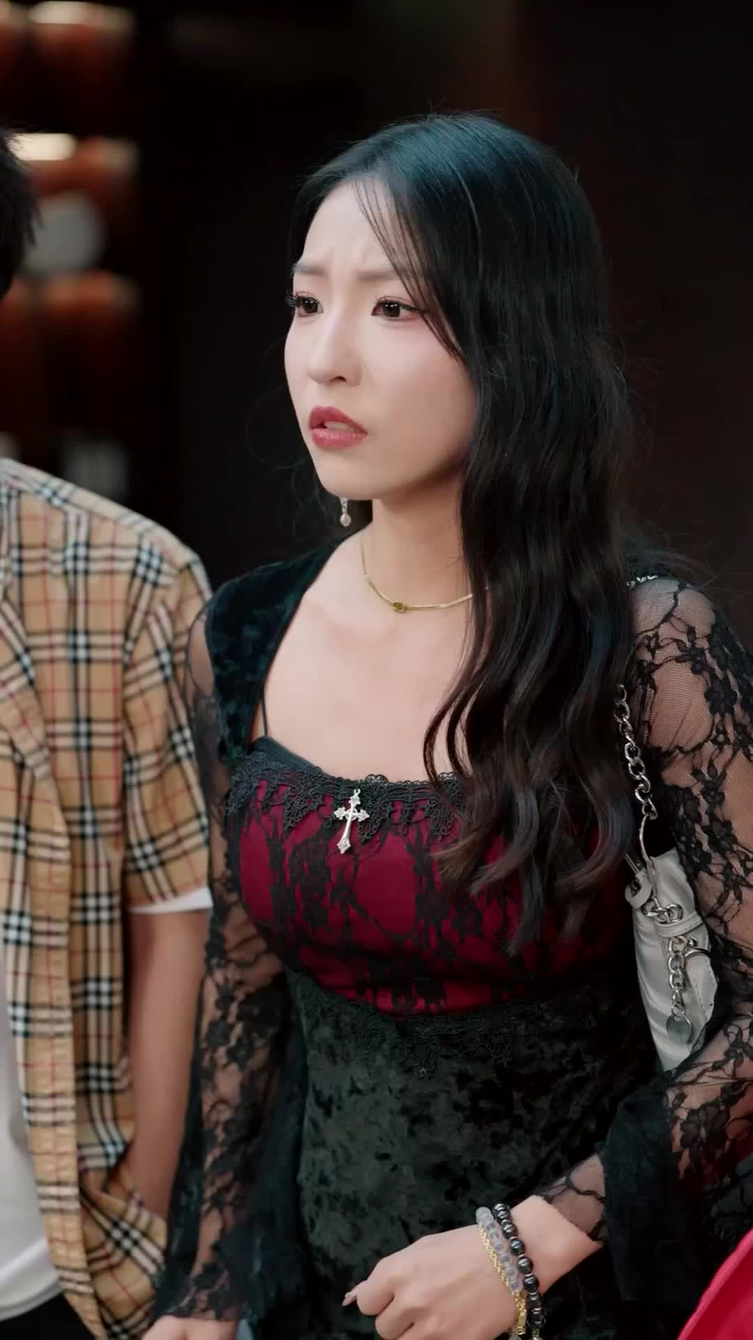 Rahasia di Balik Orang Tua Sederhana (Sulih Suara) - Episode 18 - Episode 18