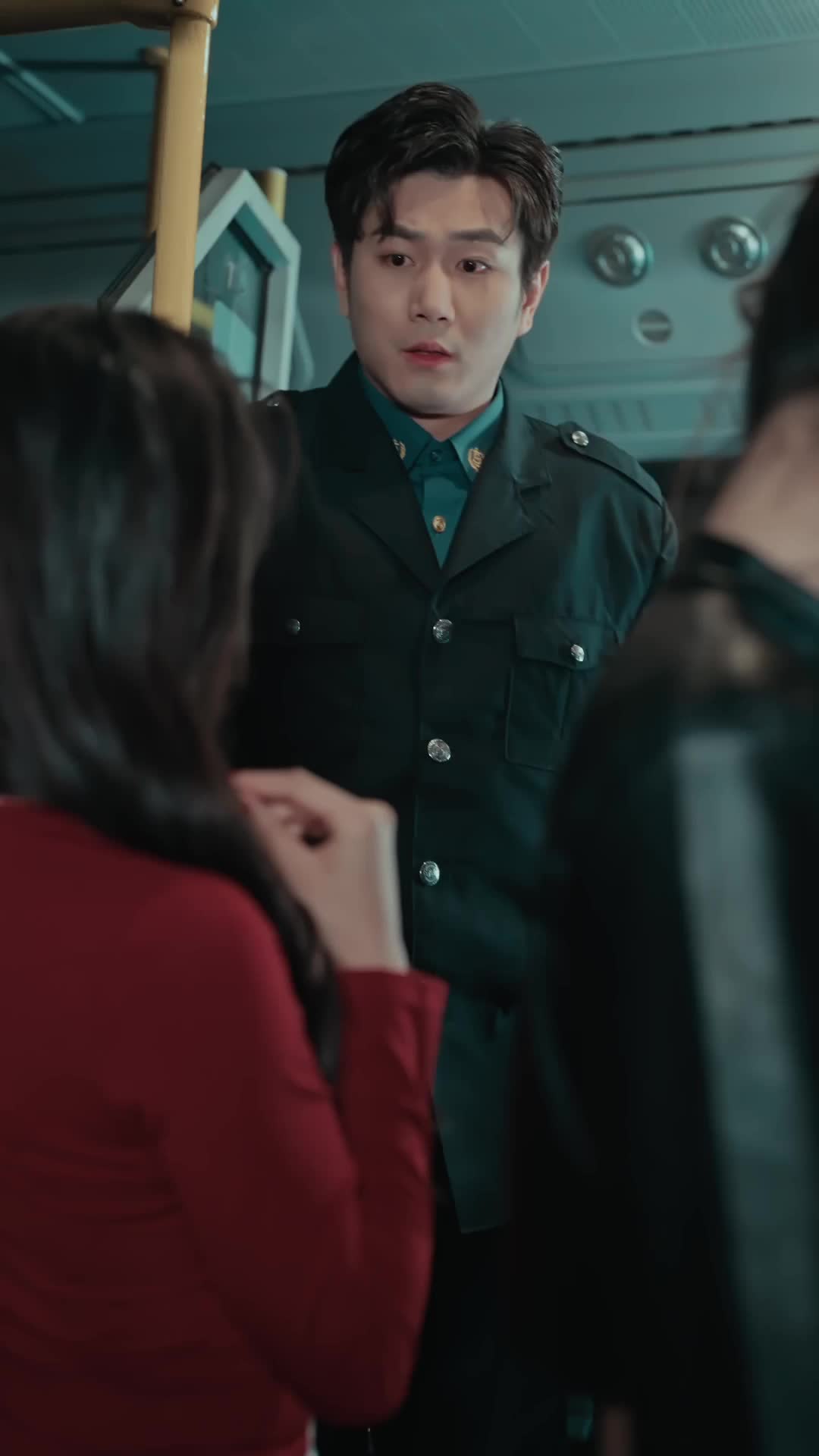 The Midnight Bus: Three Rules to Survive Episode 9