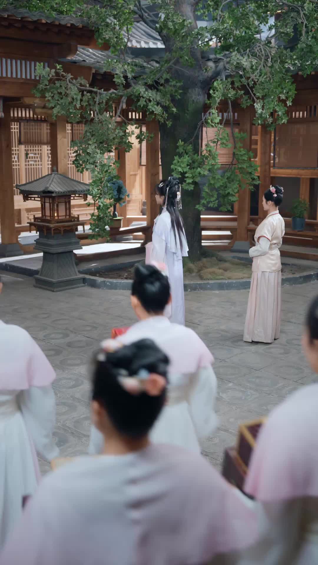 Spoiler Alert: Surviving the Villain's Script Episode 10