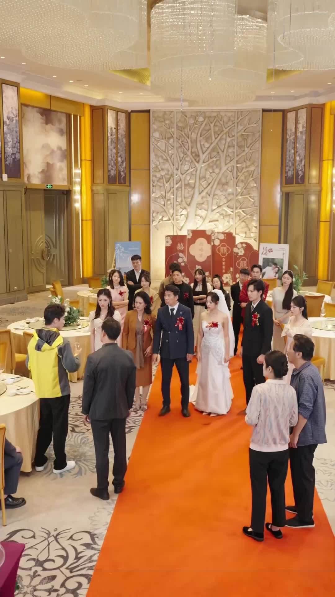 Pulang Sebagai Orang Kaya Baru Episode 9