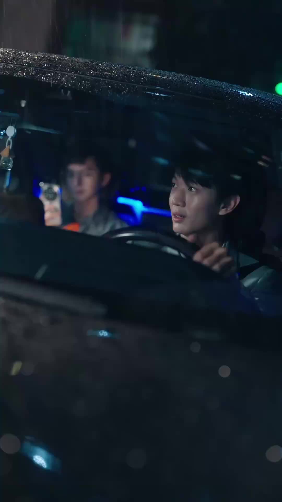 Sang Tuan Muda Penyamar Episode 8