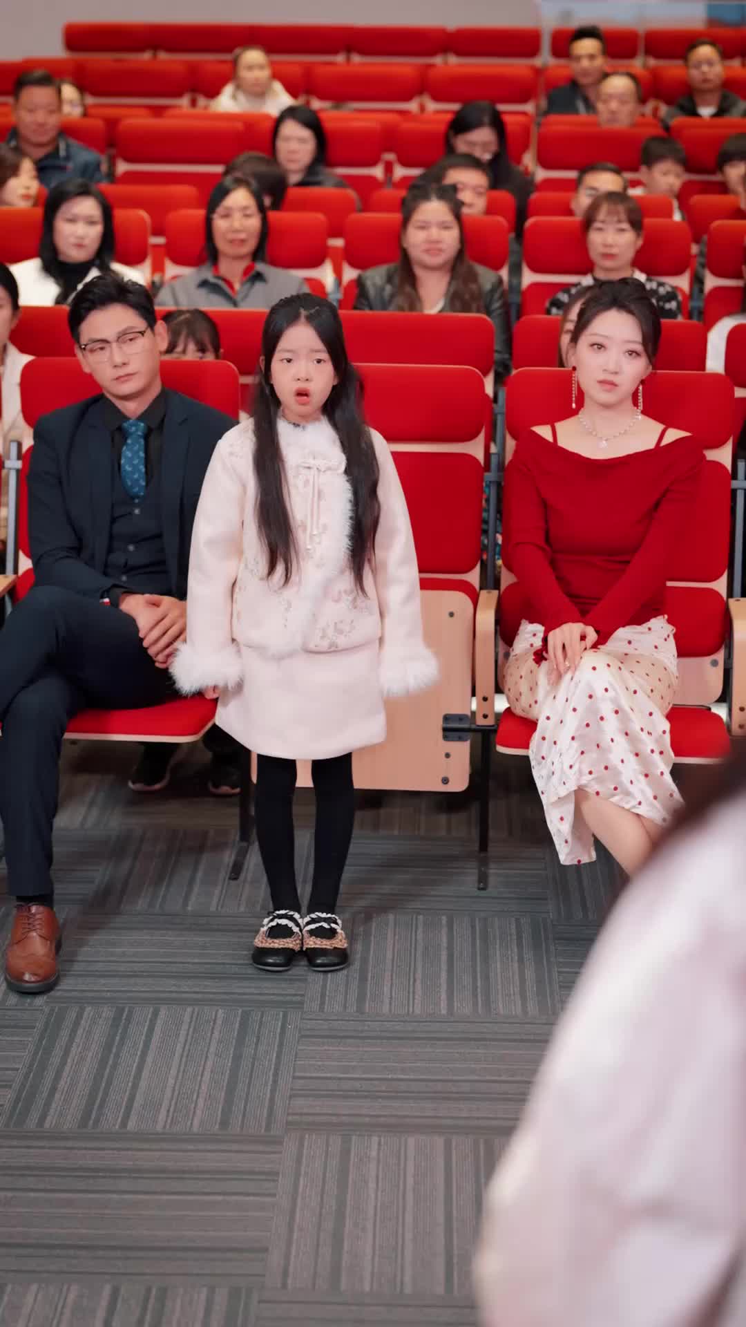 离婚后,妈妈说她是真千金 第9集