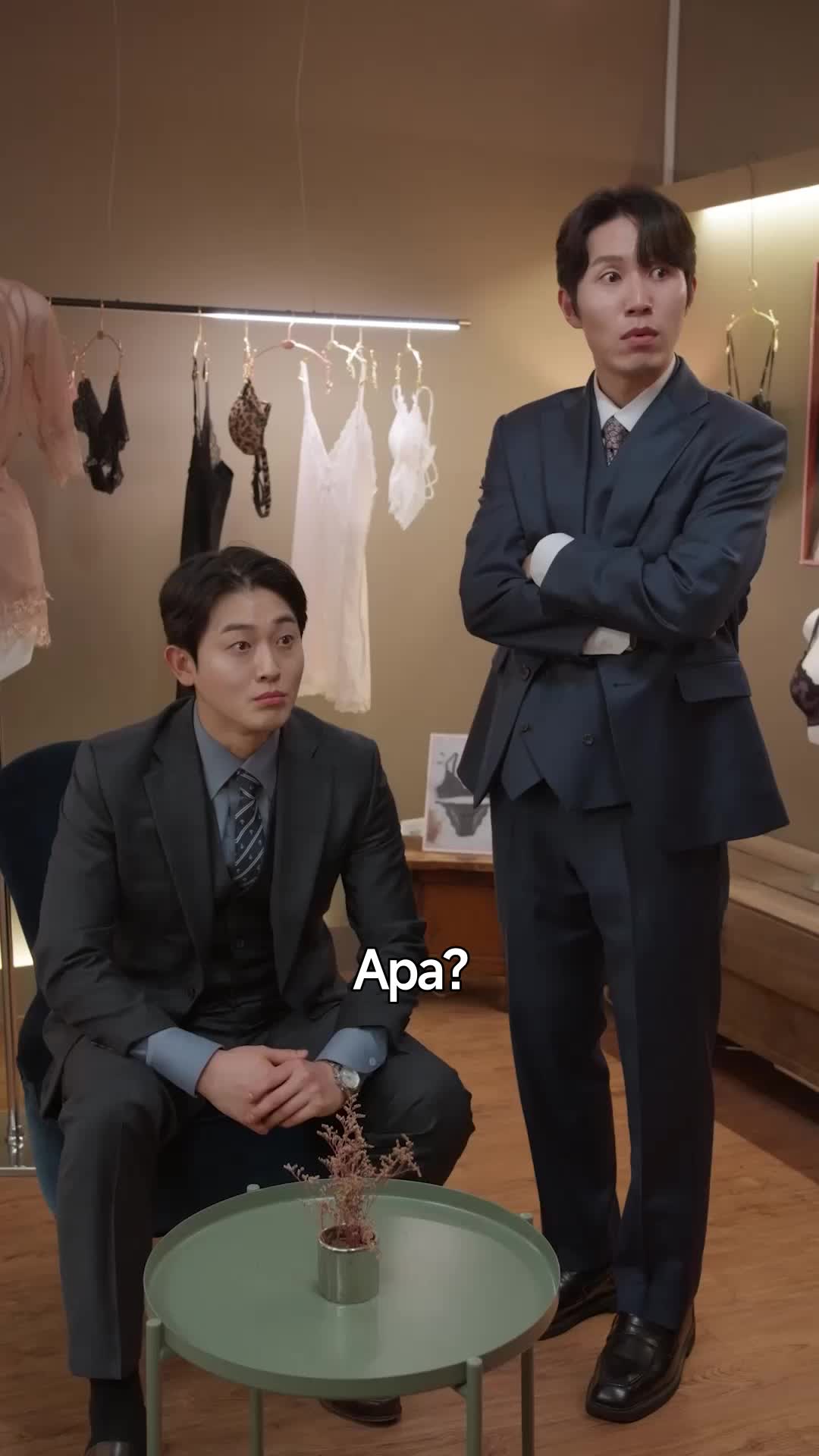 Suami Sampah Itu Jadi Milikmu Episode 9
