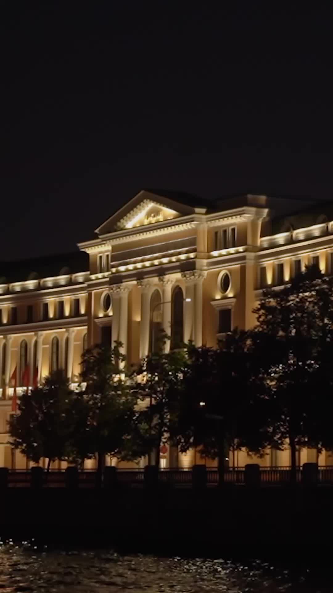 Người Anh Yêu Không Phải Là Em Tập 2