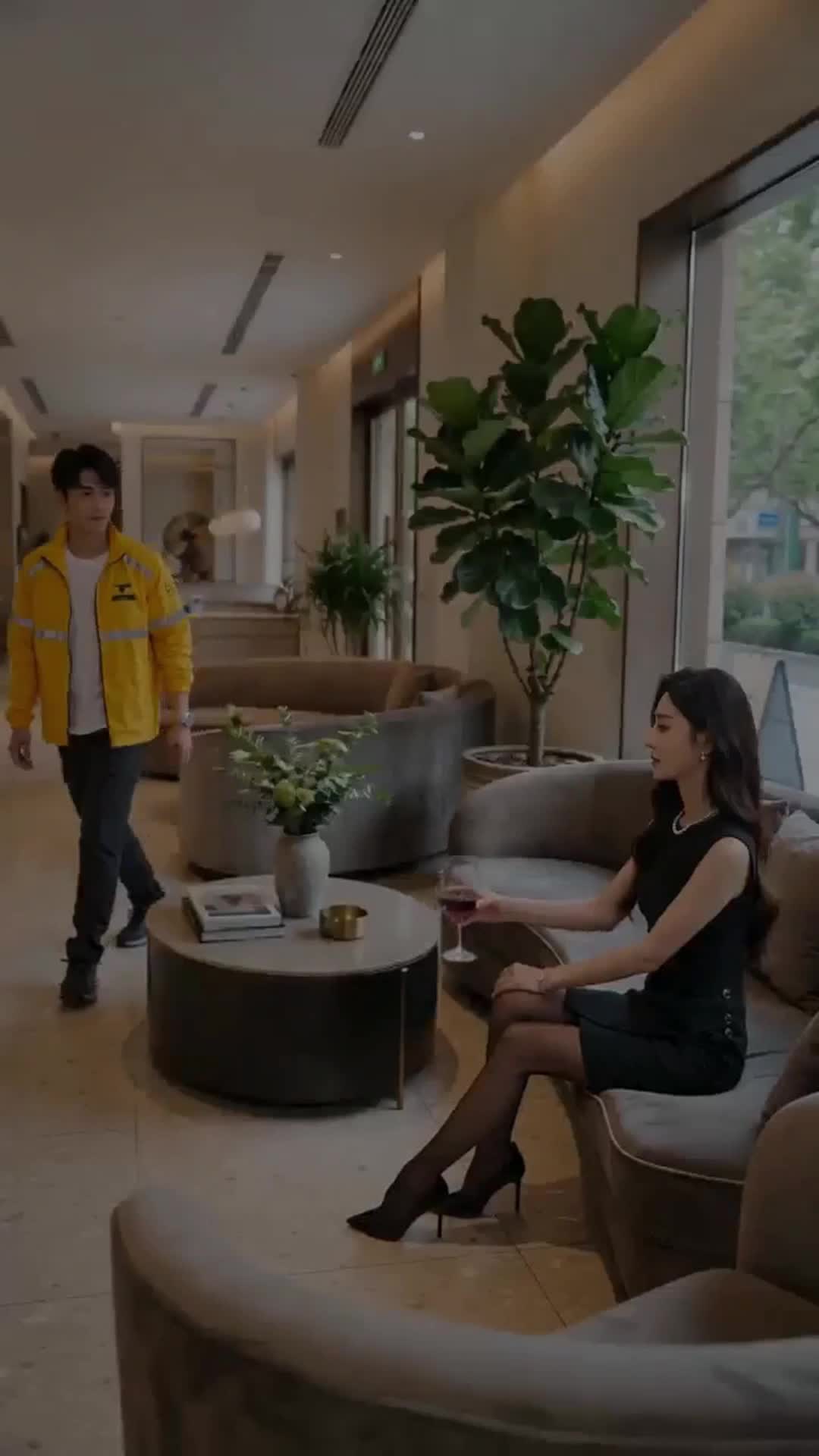 Future on His Wrist, Trouble in Her Empire Episode 5