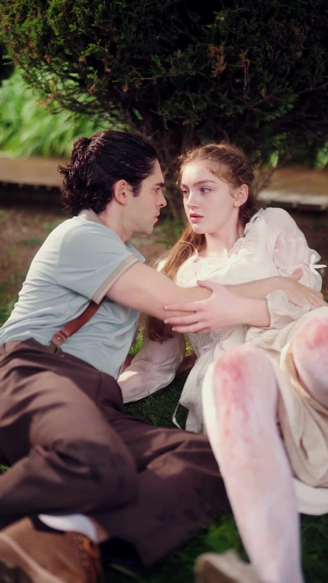 Bésame bajo la parra Episodio 3