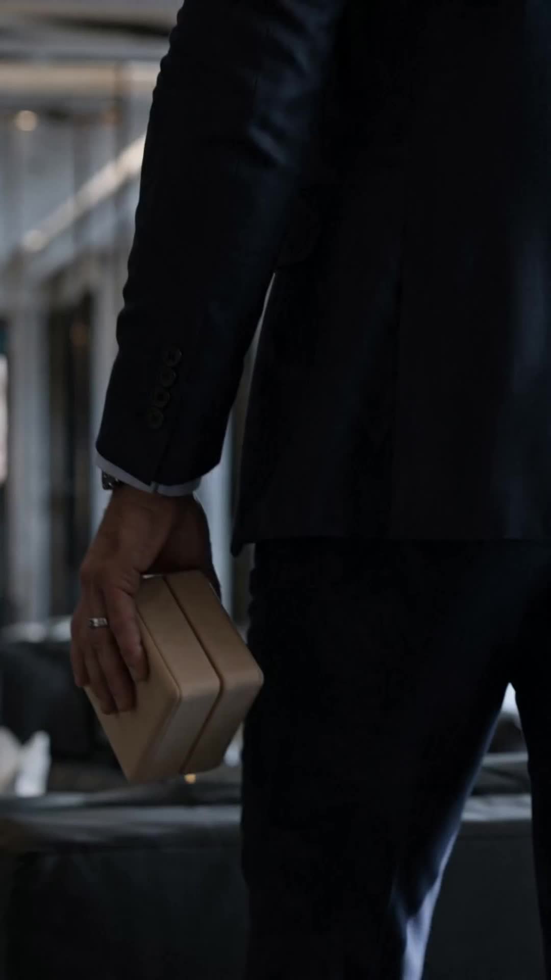 Ex Ruined Me For His Mistress, I Married The Man They Kneel To Episode 7