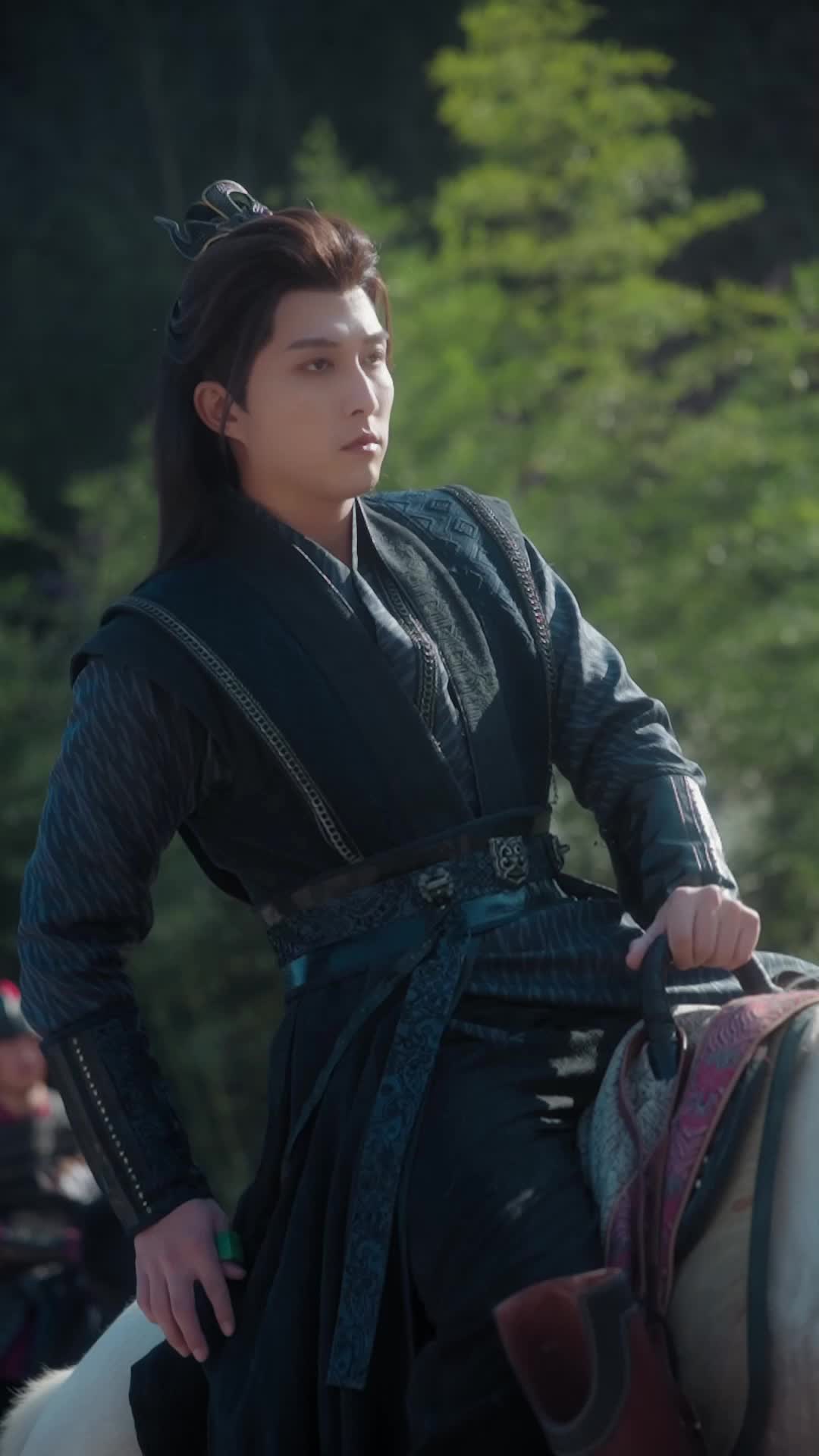 Bound as His Cure, Crowned as His Queen Episode 3