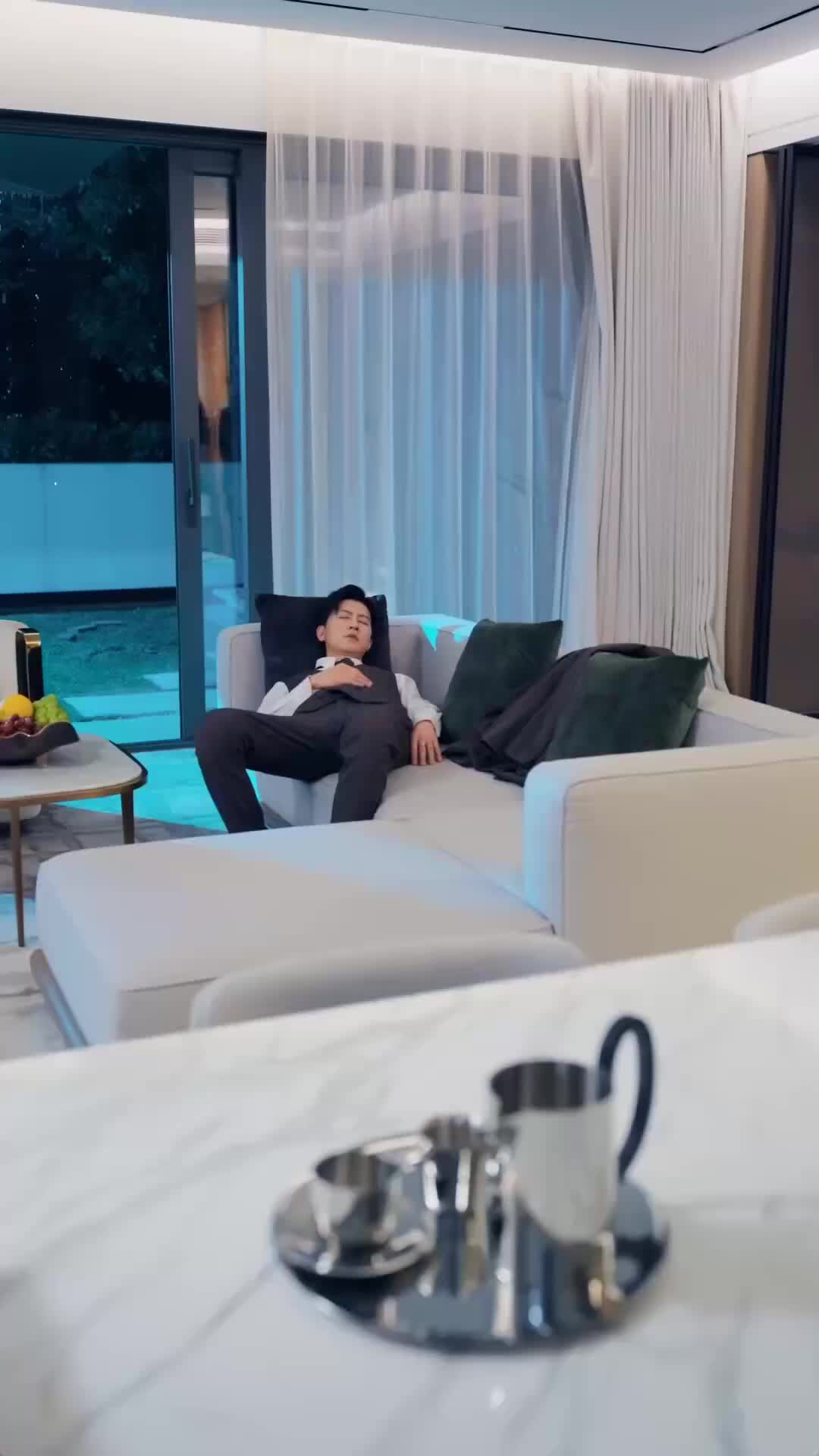 盛夏逢枯梔 第11集