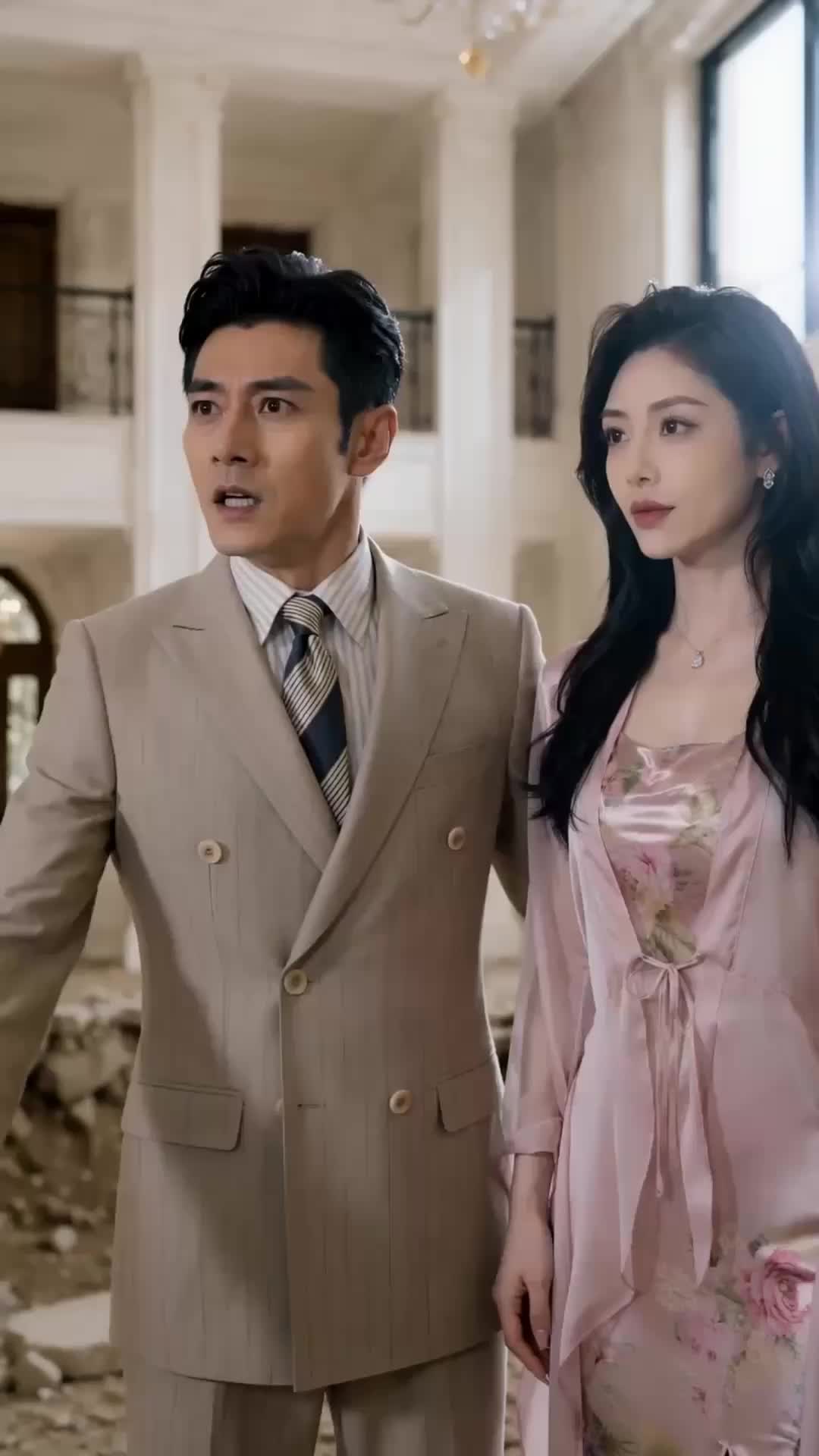 装乖二十载,女儿落泪我摊牌 第10集
