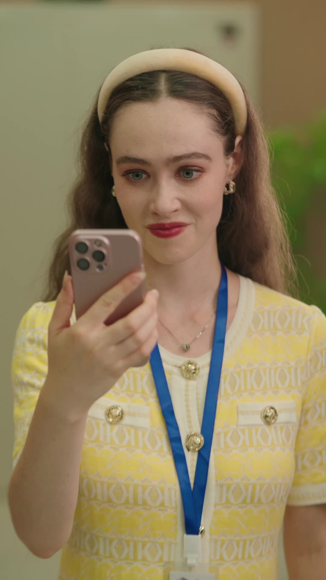The Intern is the Undercover Boss Episode 8