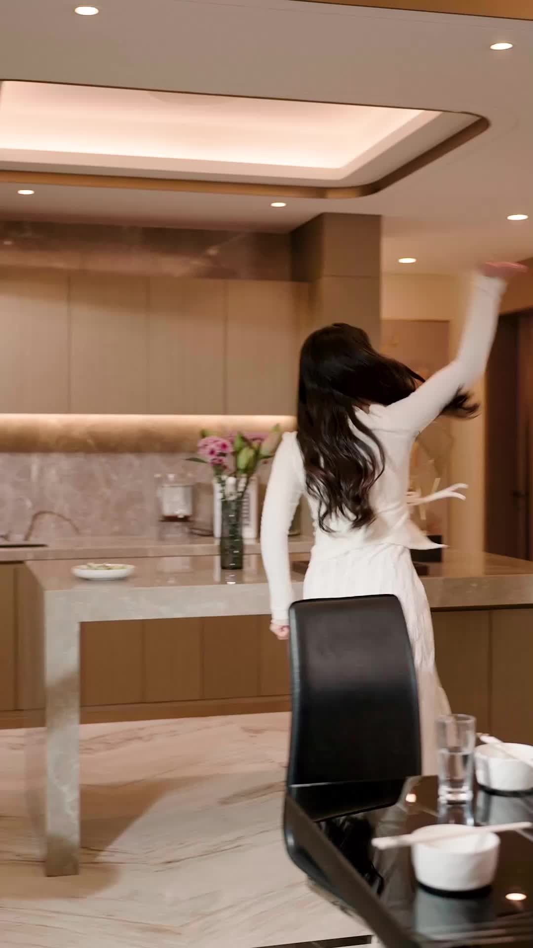 Reborn Wife vs. Scheming Mother-in-Law Episode 9
