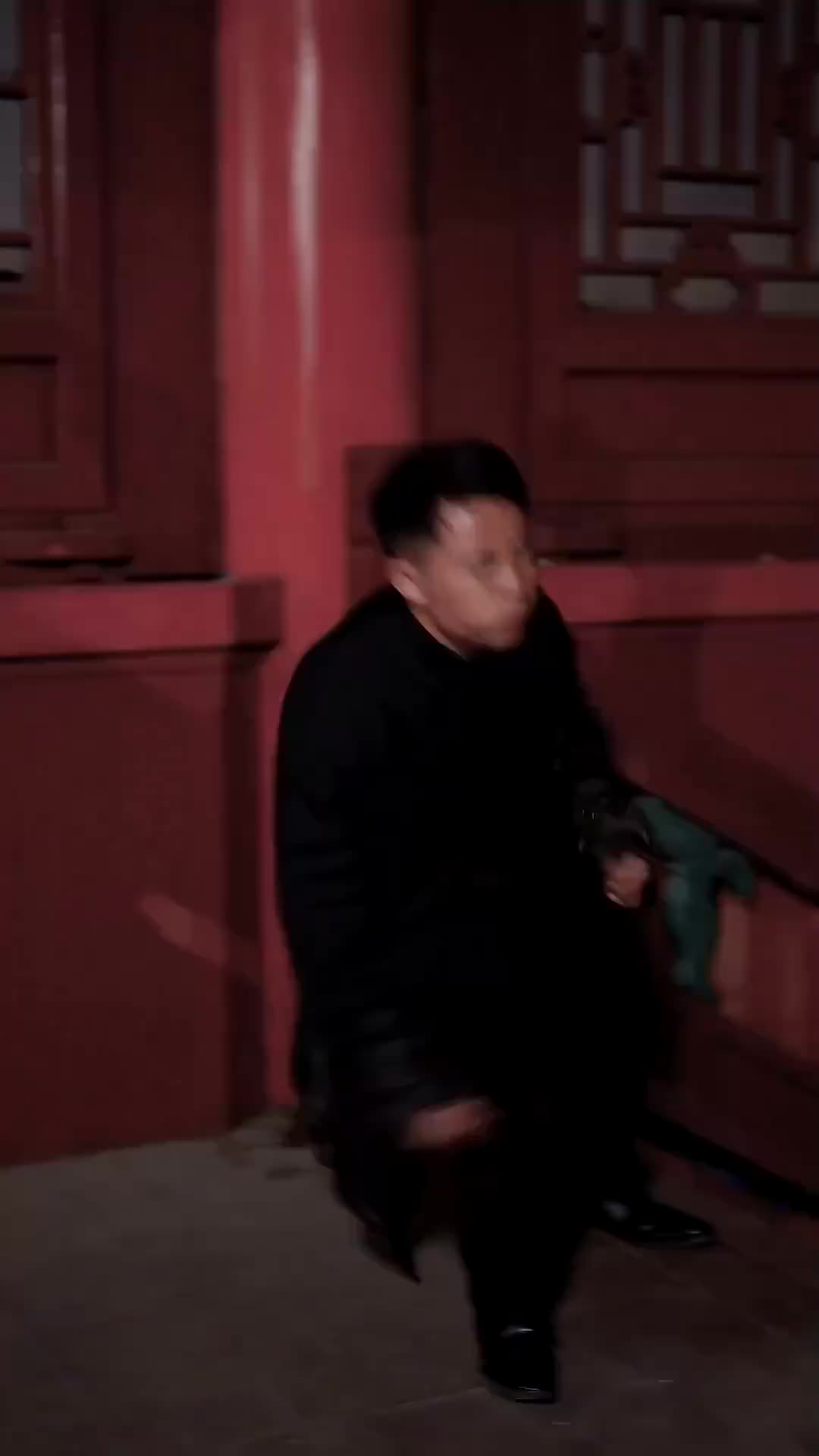Kaisar Abadi Turun ke Bumi Episode 9