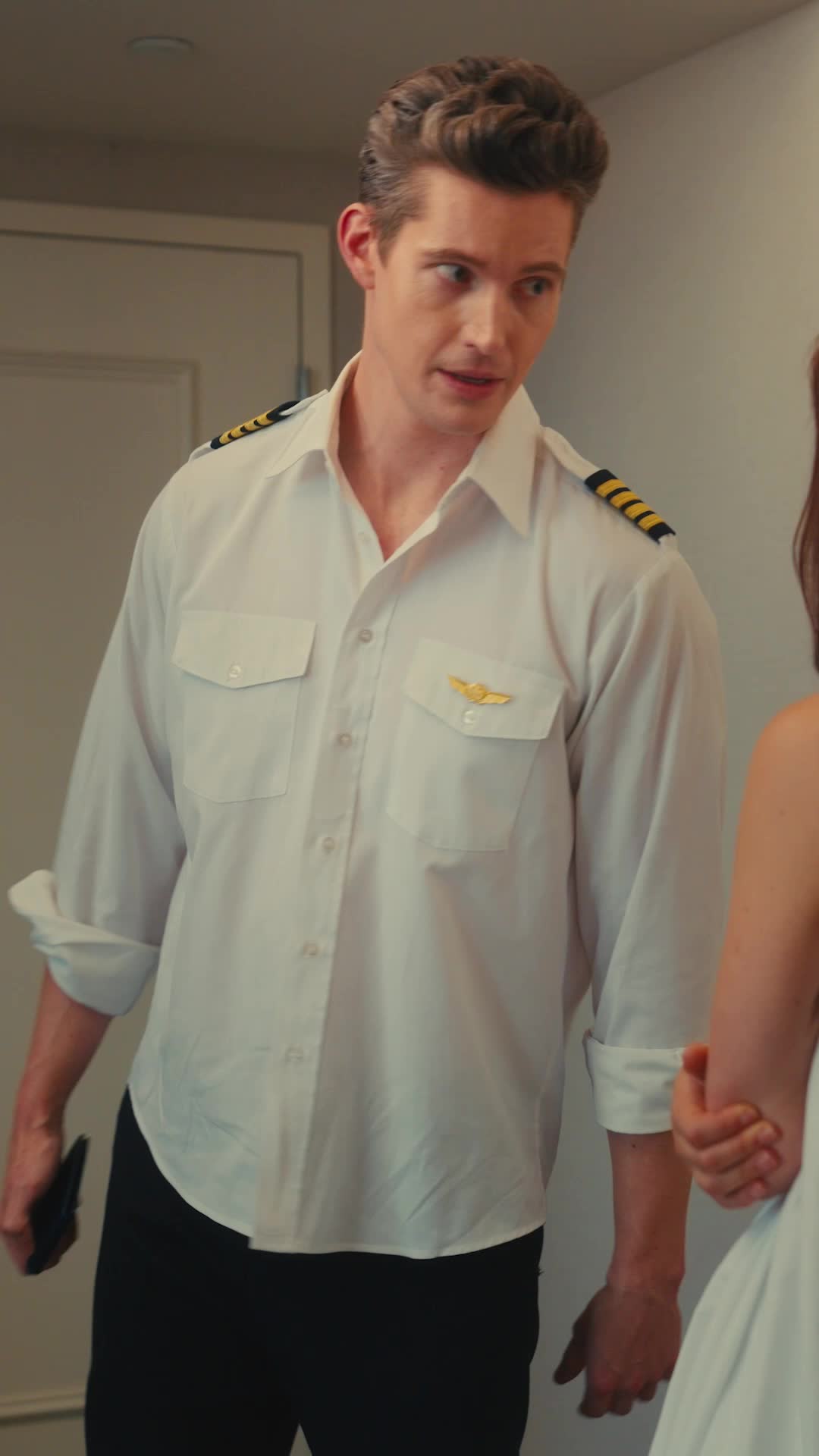 Fly Me Away My Captain Husband Episode 8