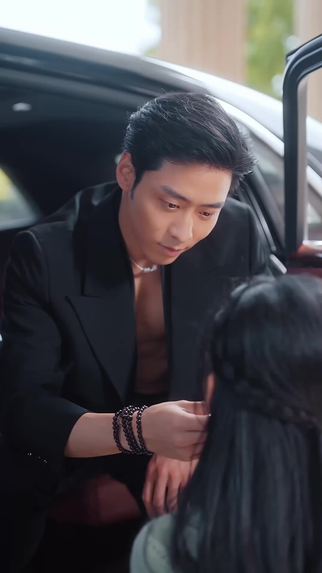 Trapped in His World, Lost in His Love Episode 5