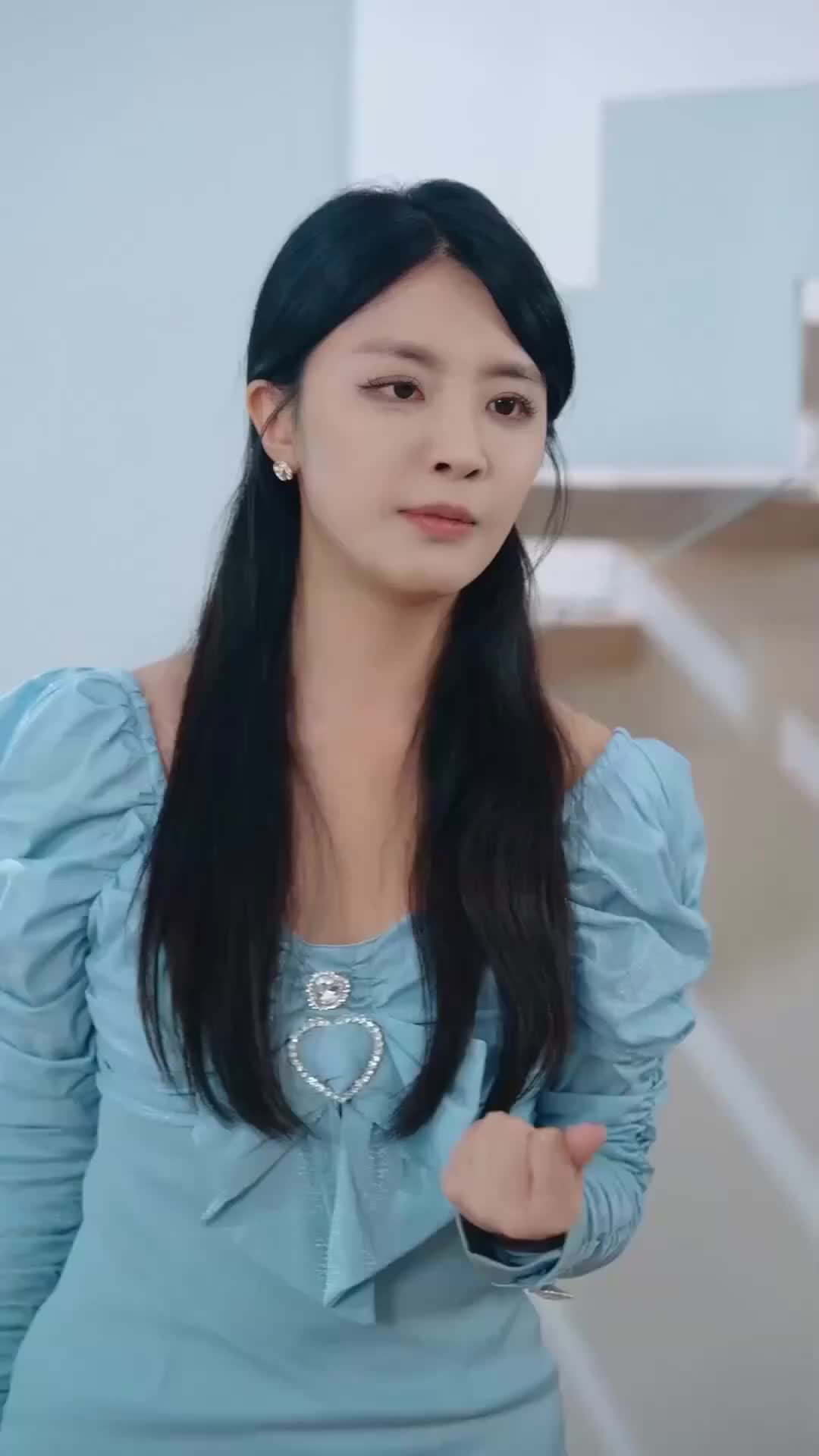 退婚後，大小姐又美又颯 第4集