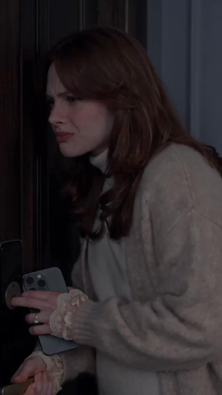 Crystal Warning: Lock the Killer Fiancé Out in the Blizzard Episode 10