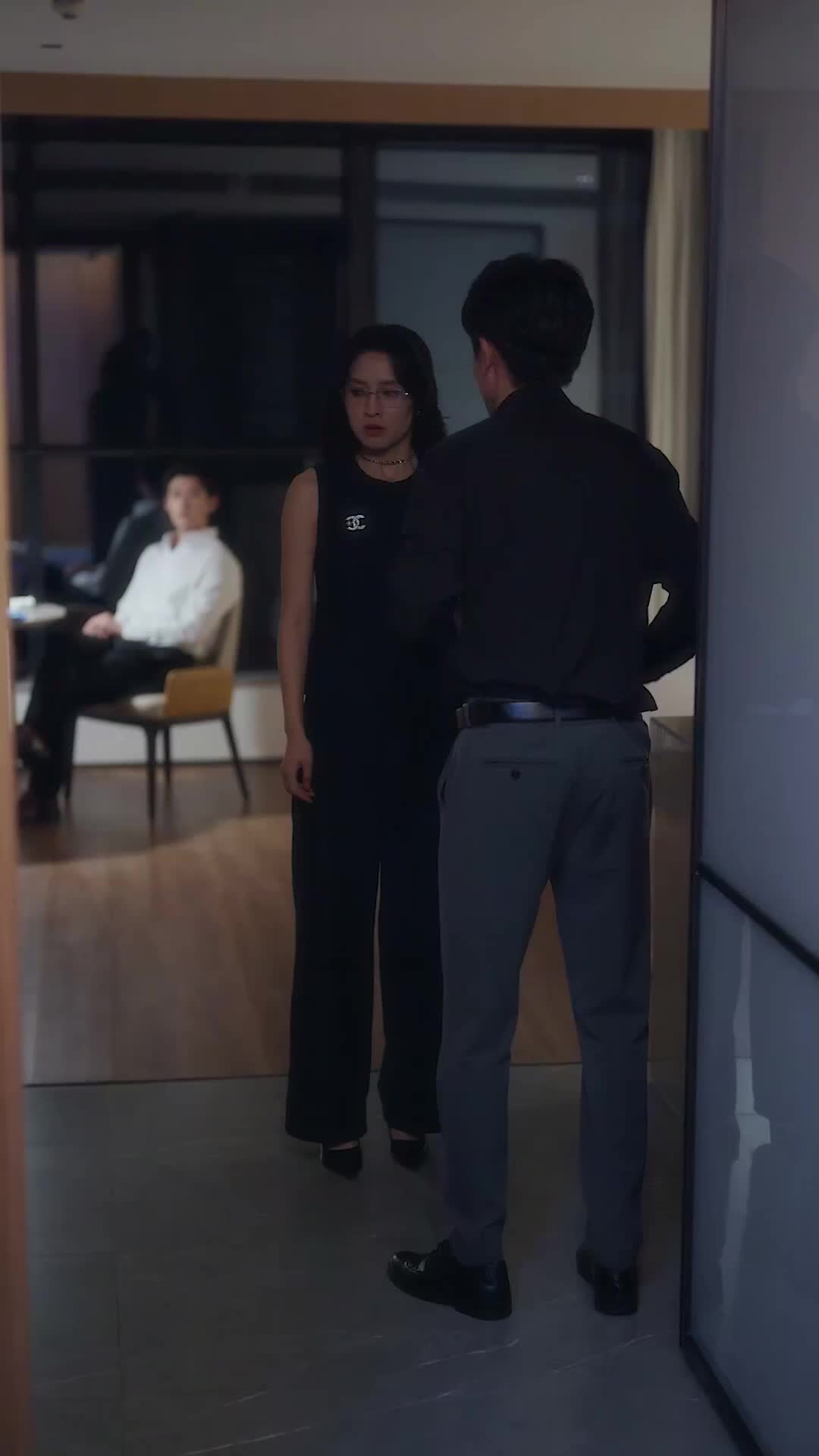 Caught in a Scandal, Caught by Love Episode 11