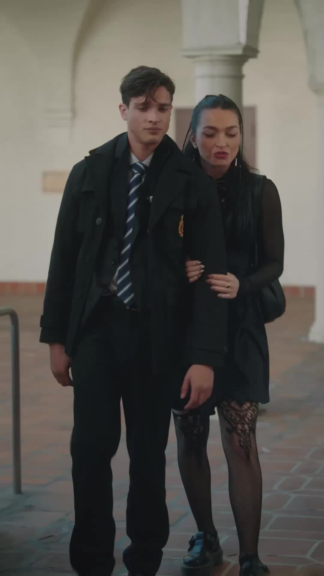 Amor y deseo en la Academia de Vampiros (Doblado) Episodio 9