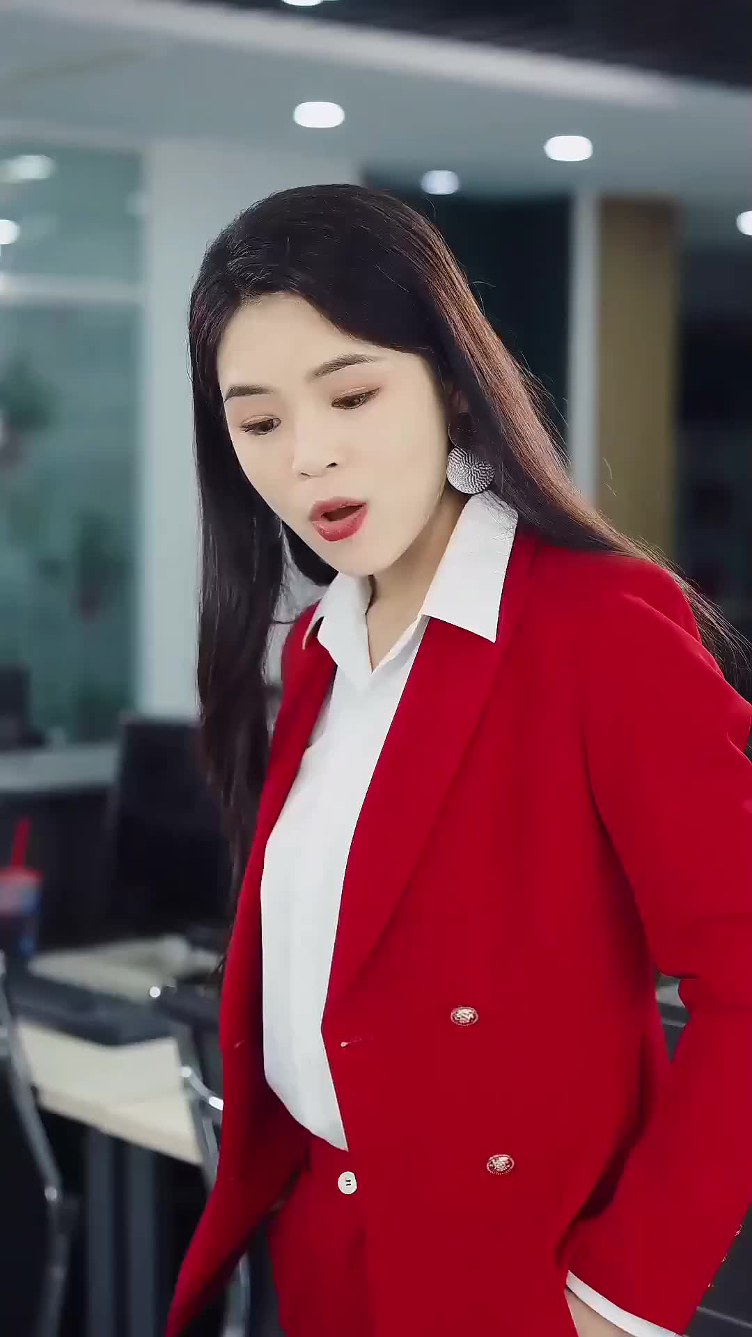 Yanlış Kişiyi Kovdun Böl. 3
