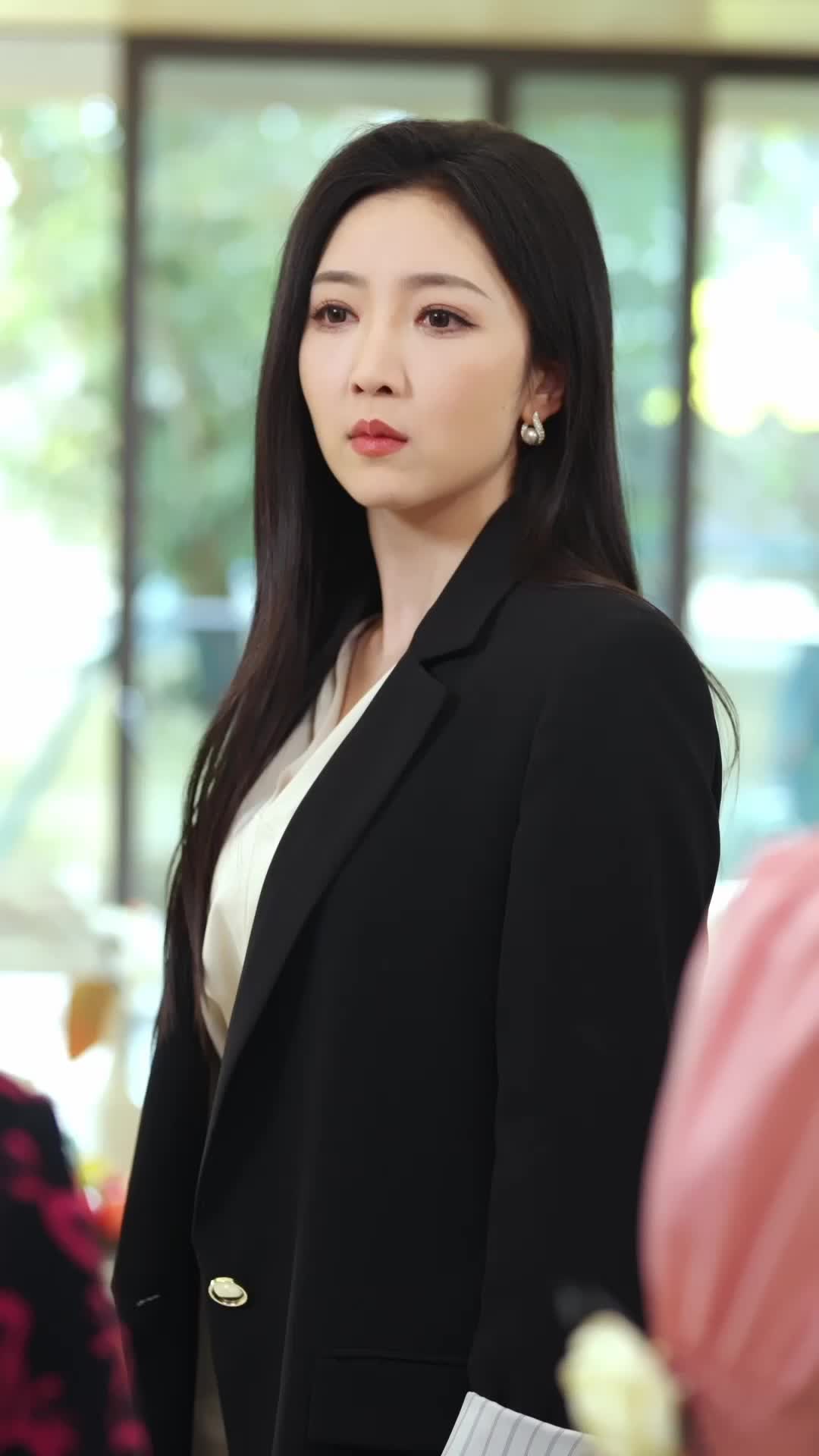 Ties of Blood, Chains of Greed Episode 9