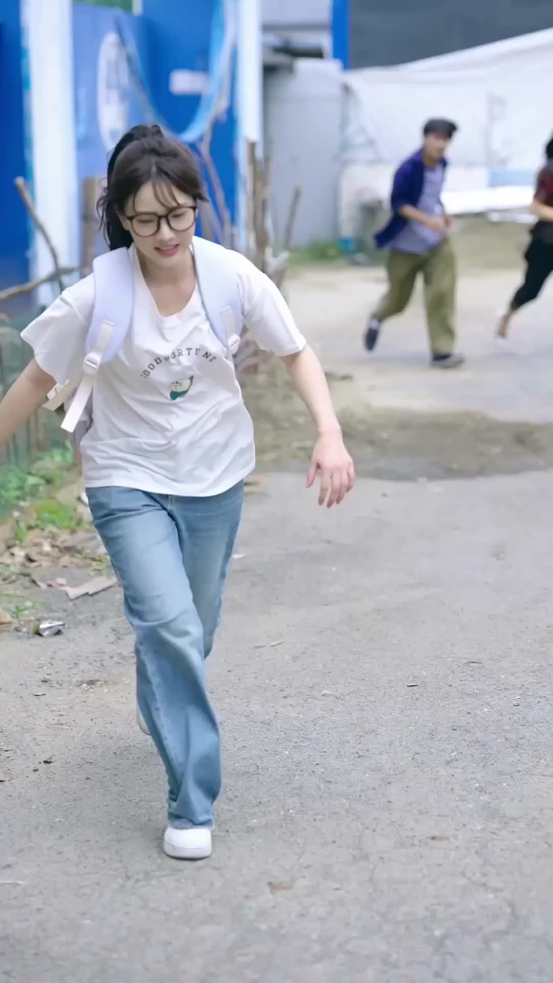 Cinta di Hari yang Penuh Harapan - Episode 1 - Episode 1