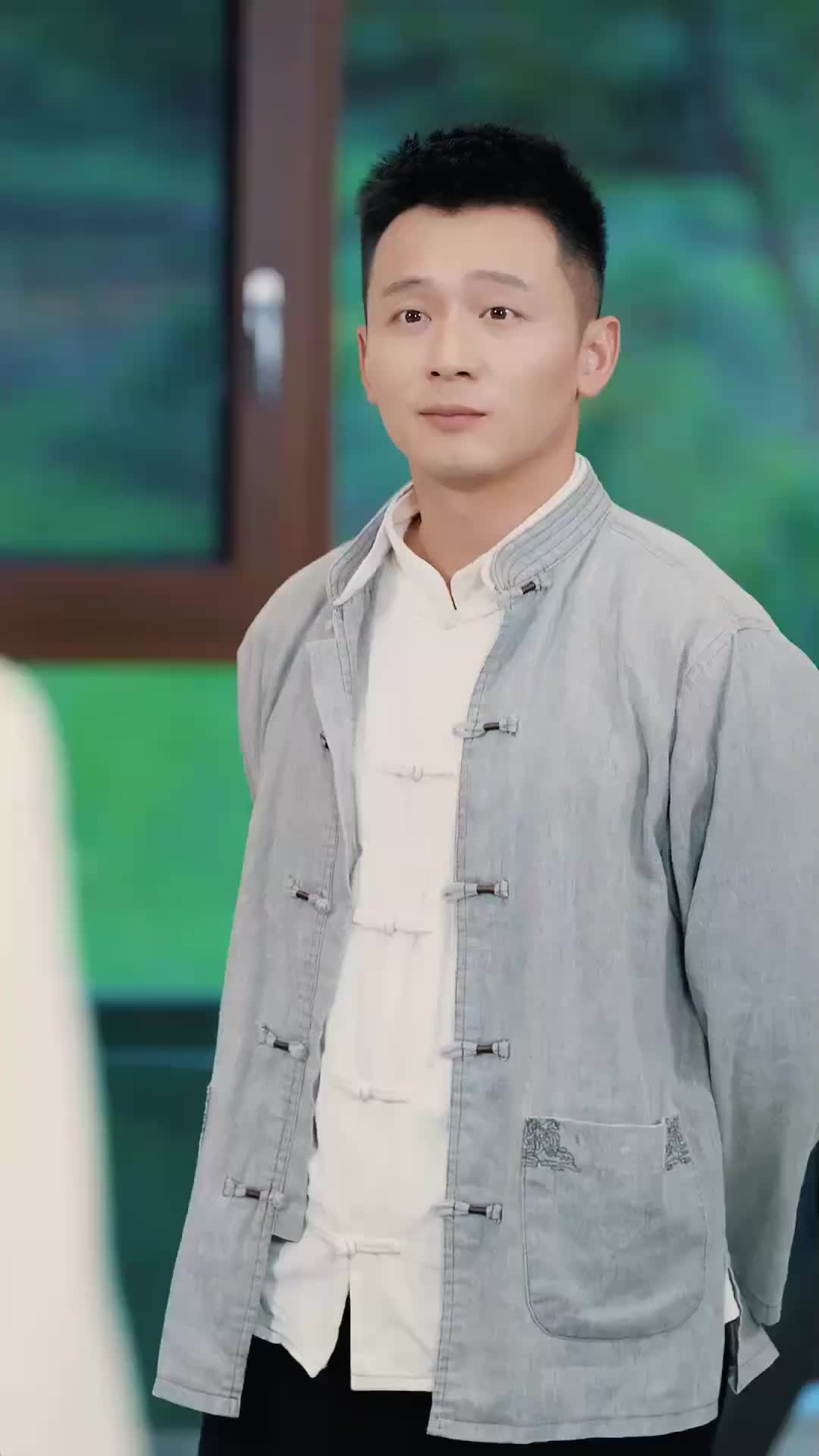 One Hand Grants Life, One Hand Commands Death Episode 5