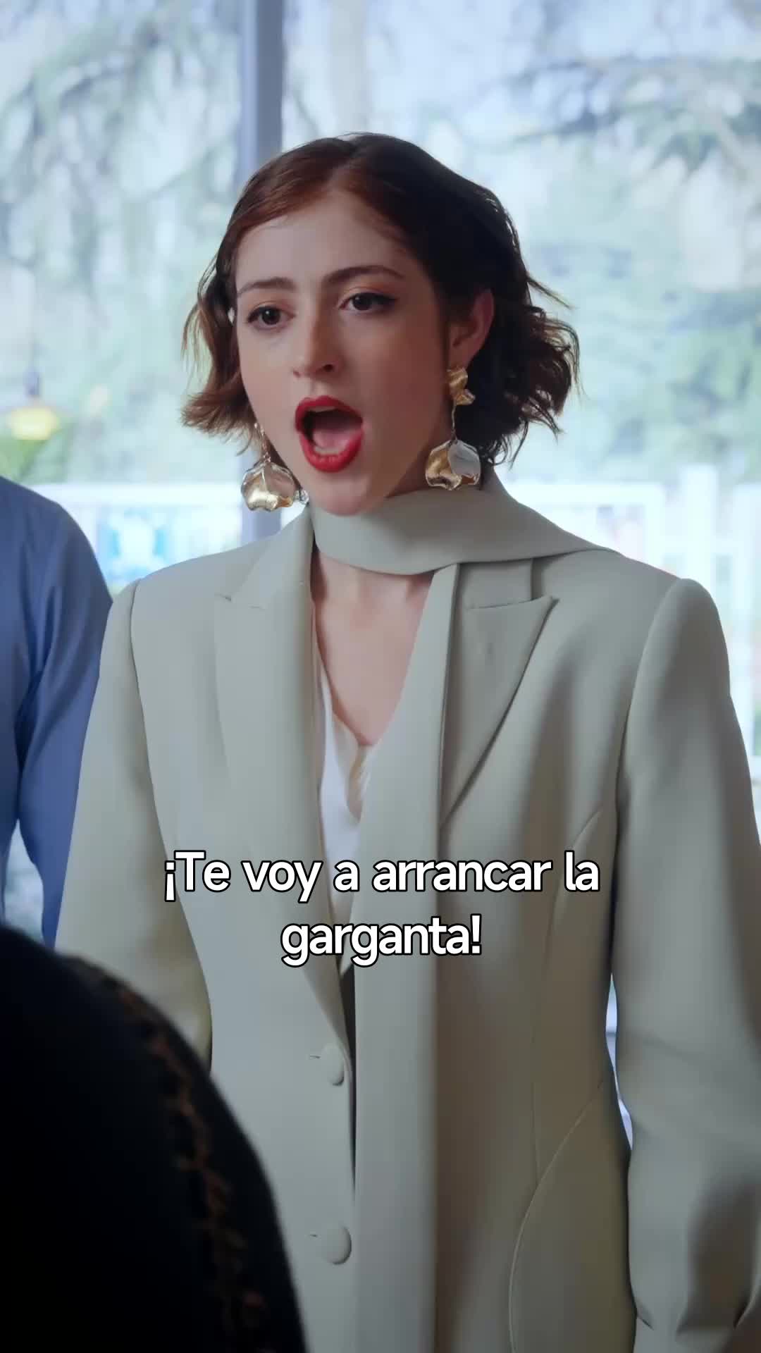 Enamorada del multimillonario disfrazado Episodio 11