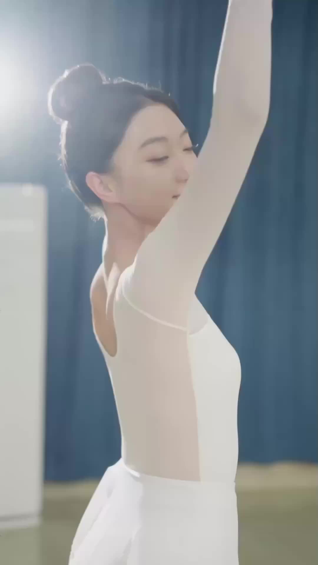 Pirouettes of Fate, Steps of Love Episode 1