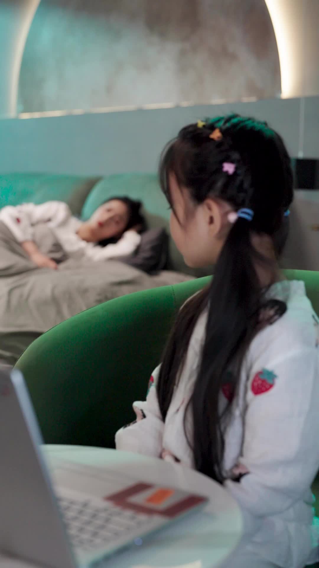 Our Twins, Our Second Chance Episode 7