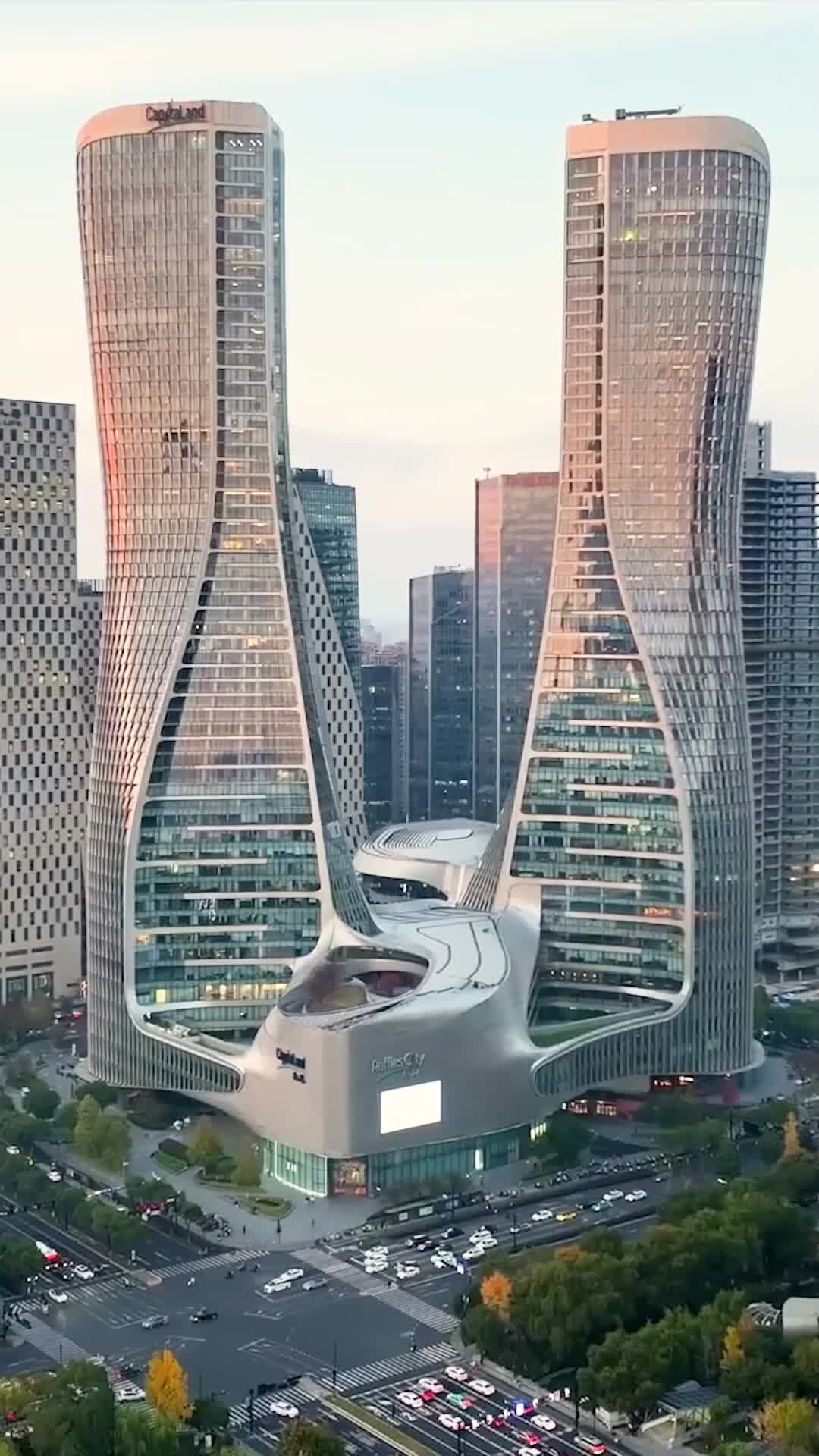 Dijebak ke Dekapan CEO - Episode 1 - Episode 1