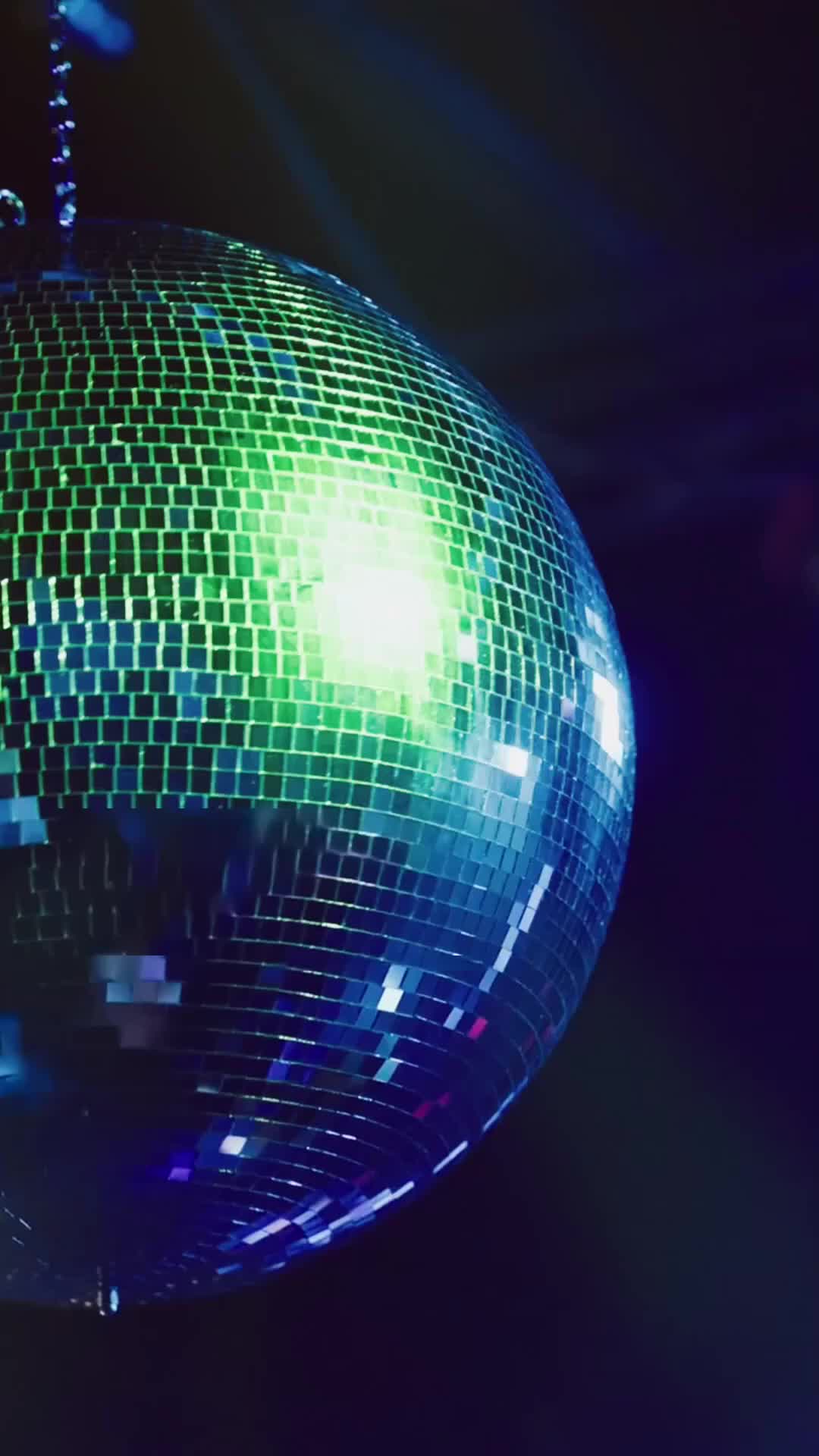 Jatuh Cinta pada Berandal Berjas - Episode 1 - Episode 1