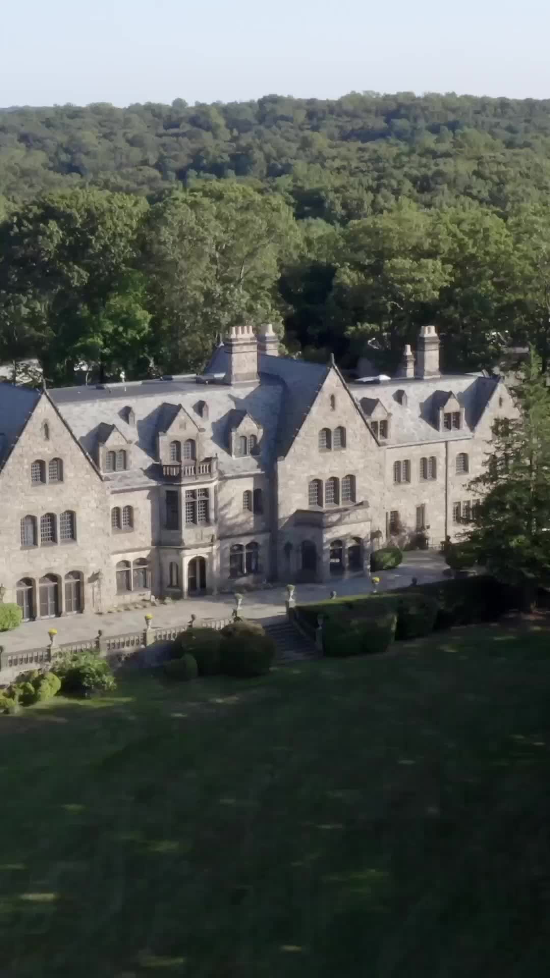 Vendida al rey alfa, destinada a ser su reina Episodio 11