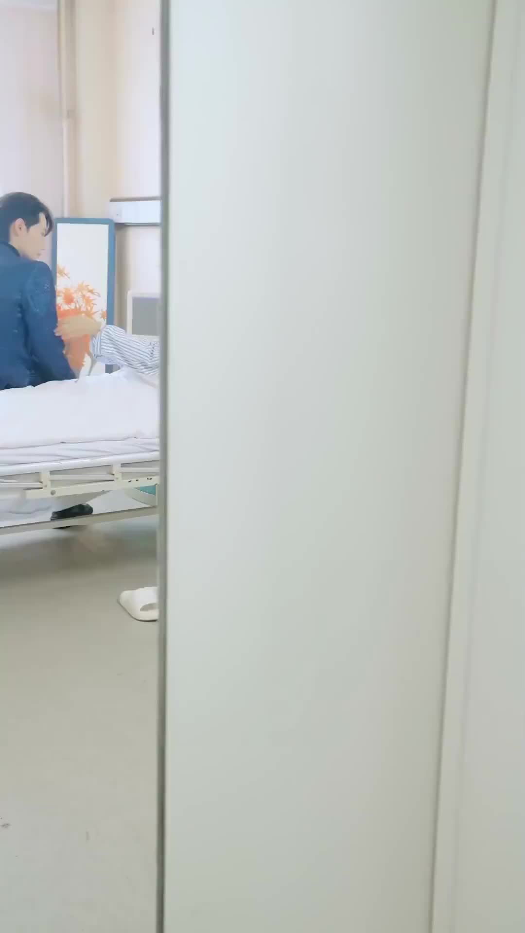 Emily, Cintai Aku Lagi Episode 8