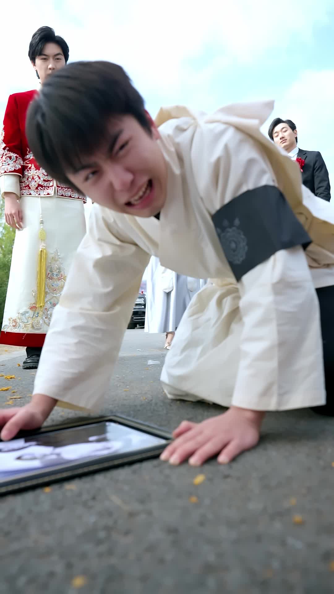 接亲逢殡，婚葬同尘 第7集