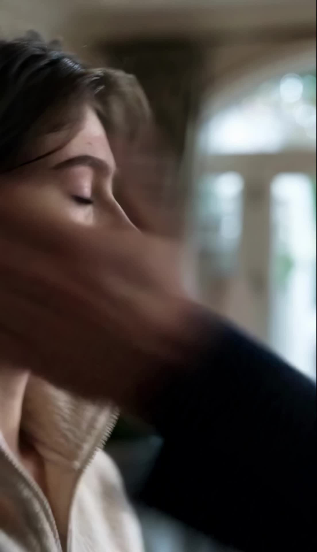 Rising from theAshes, I Cut All Blood Ties Episode 11