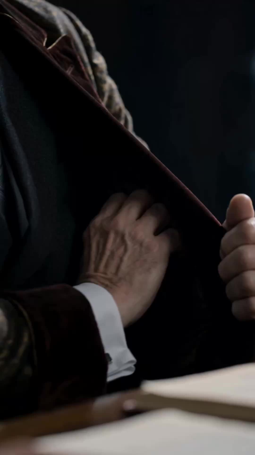 Claimed by the Vampire Lord Episode 9