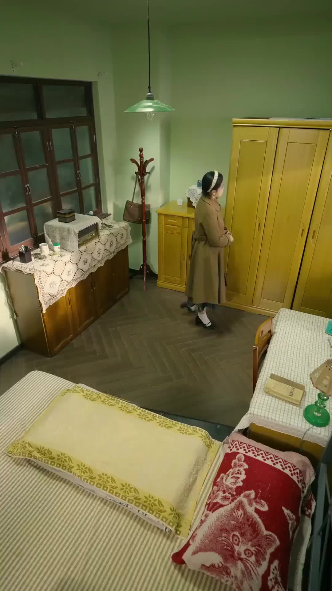 Seksenlere Işınlandım, Üvey Anne Oldum! Böl. 2