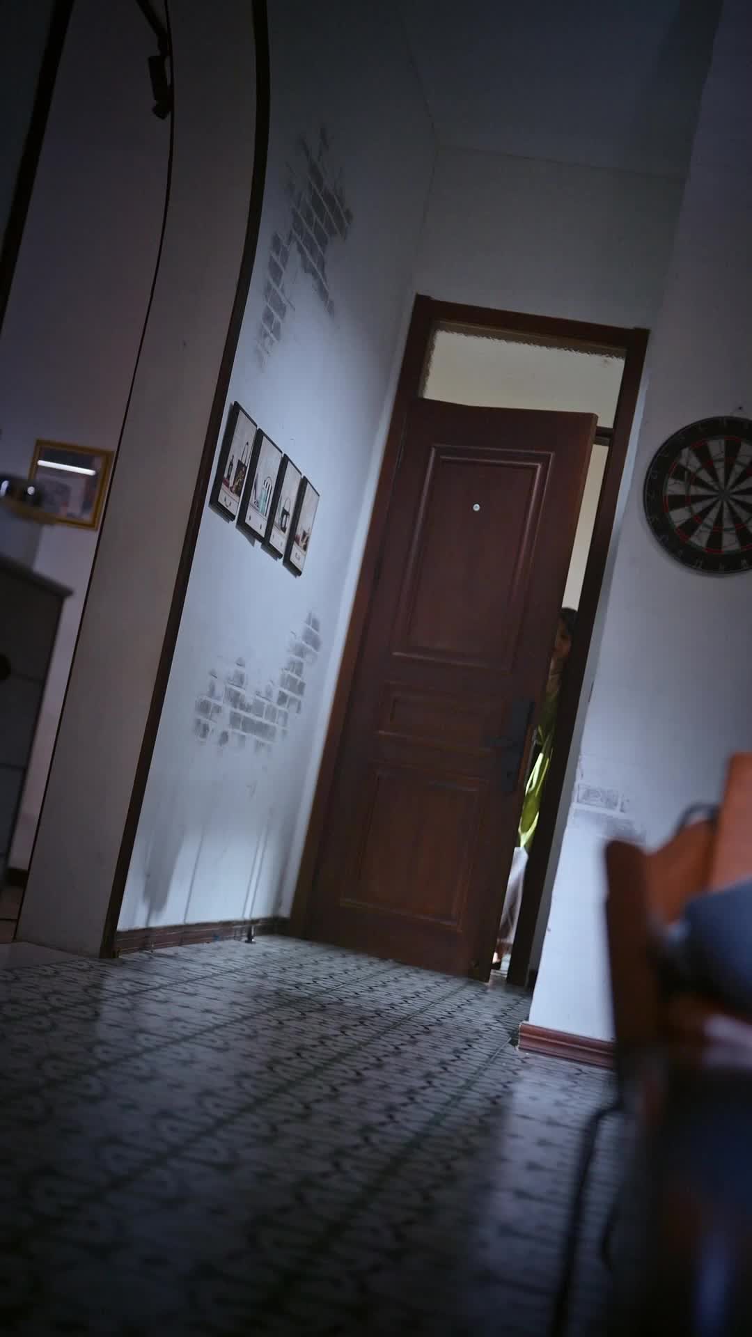 Guarding Her Heart, Hunting Her Ex-Husband Episode 11