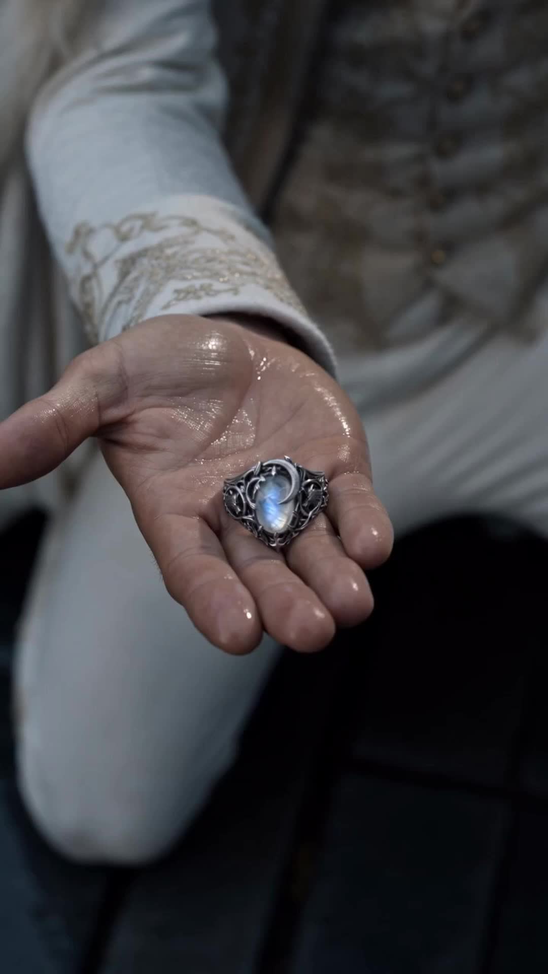 Atada ao Alfa Amaldiçoado 6Episódio