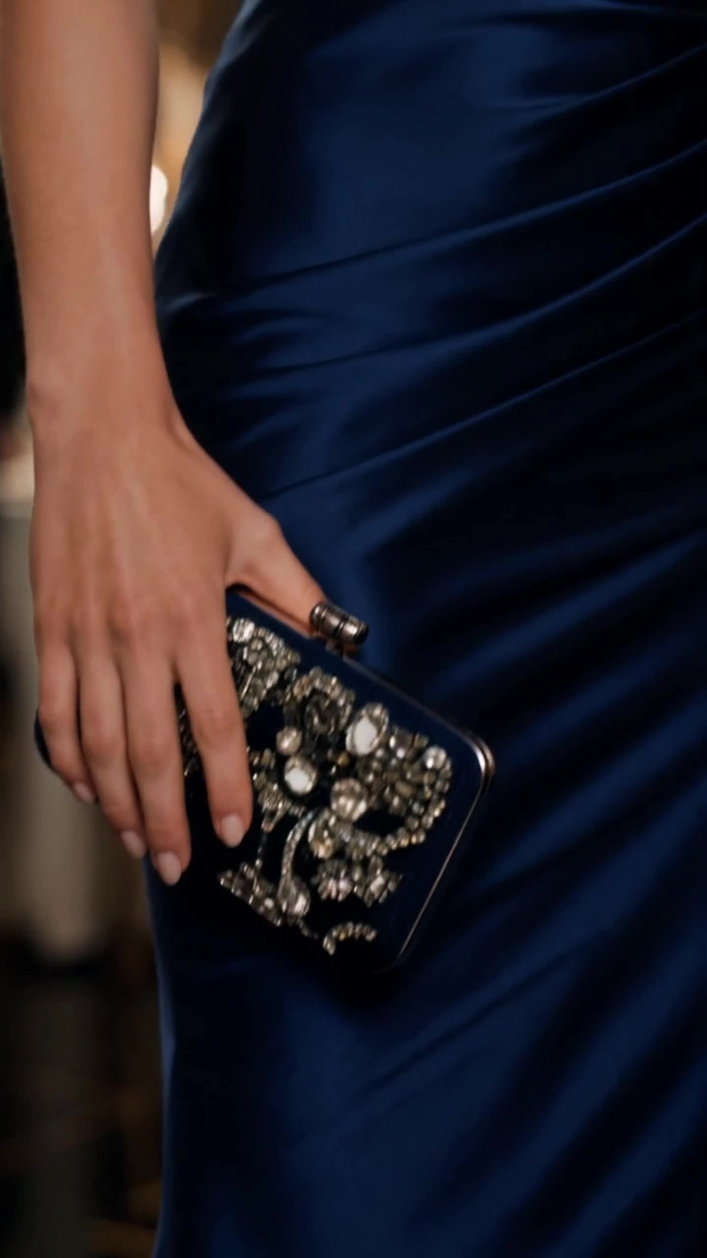 My Contract Wife is Actually a Fashion Genius Episode 8